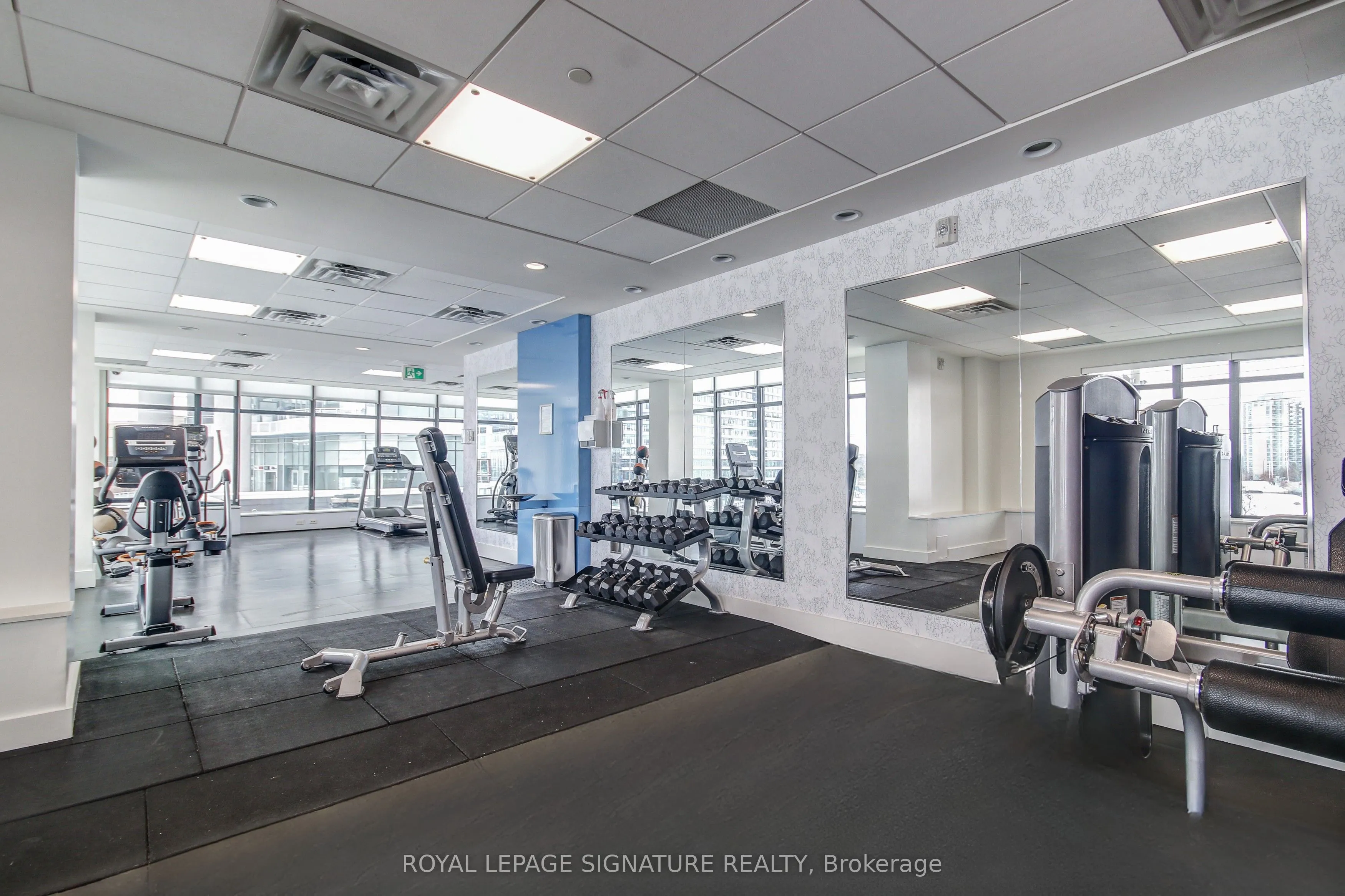 2550 Eglinton Avenue W, #1401