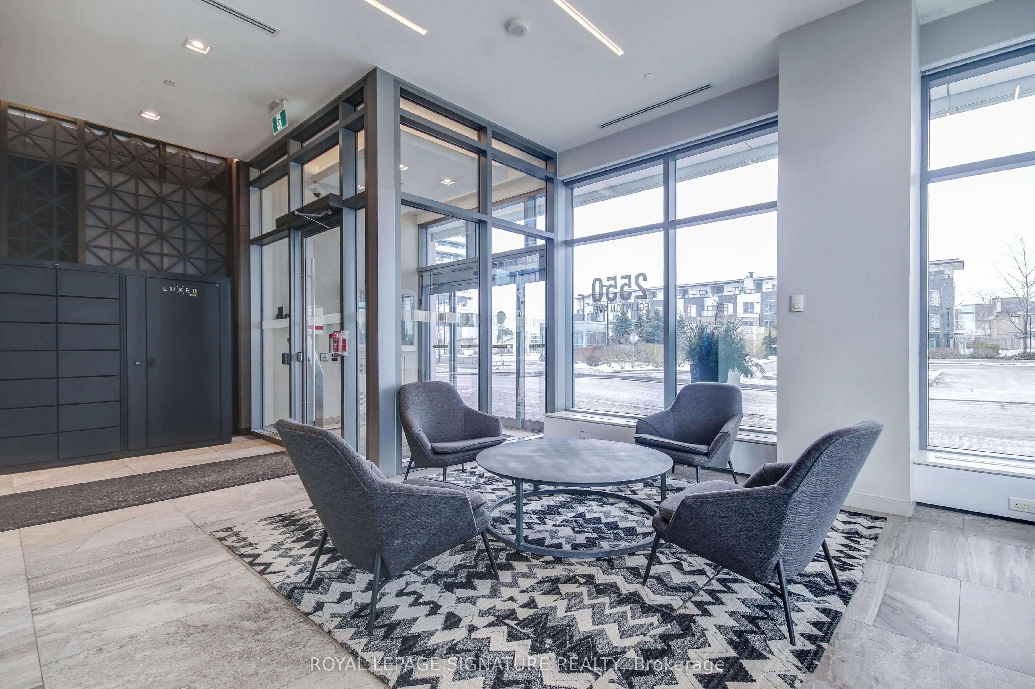 2550 Eglinton Avenue W, #1401