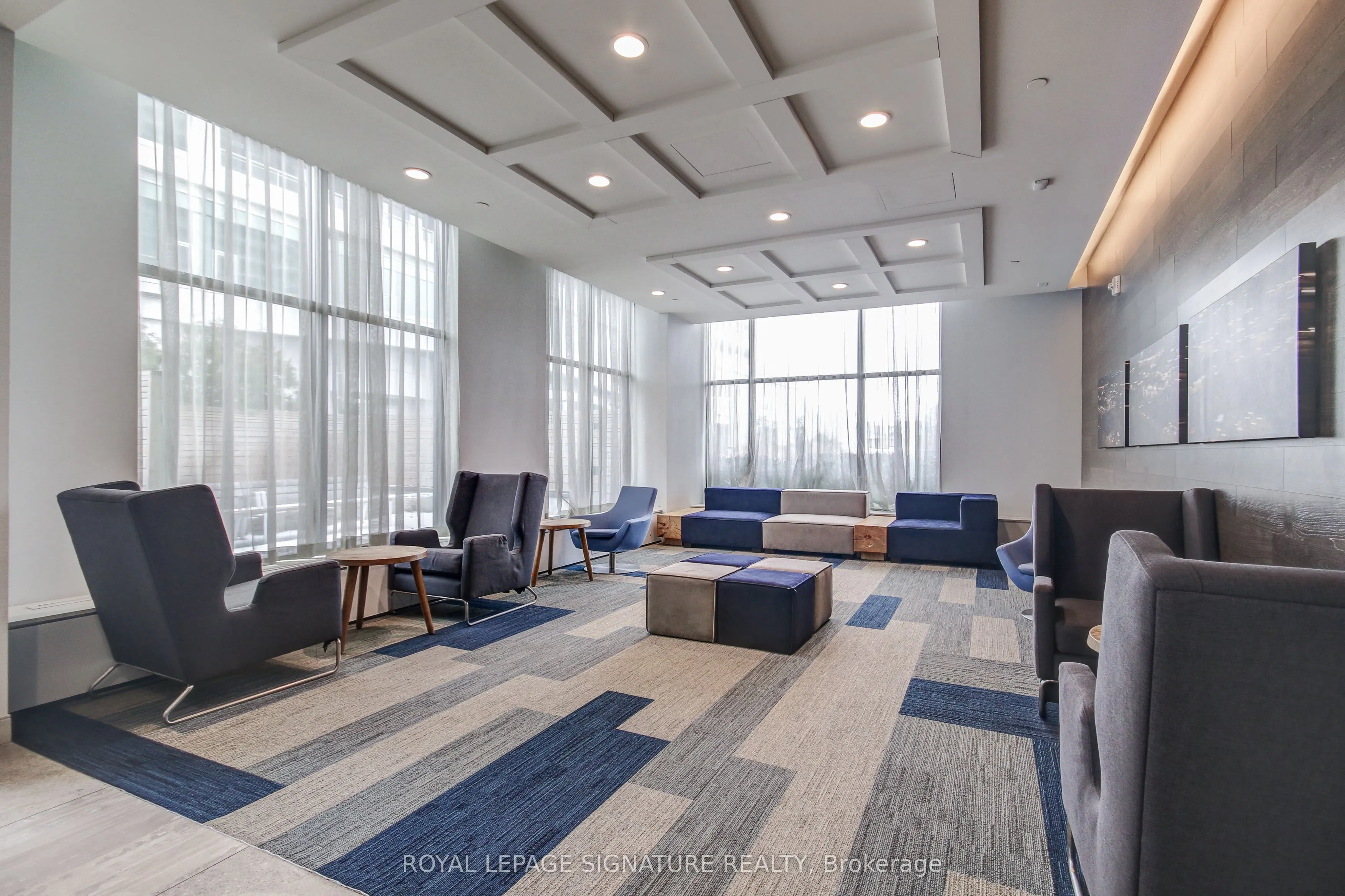 2550 Eglinton Avenue W, #1401