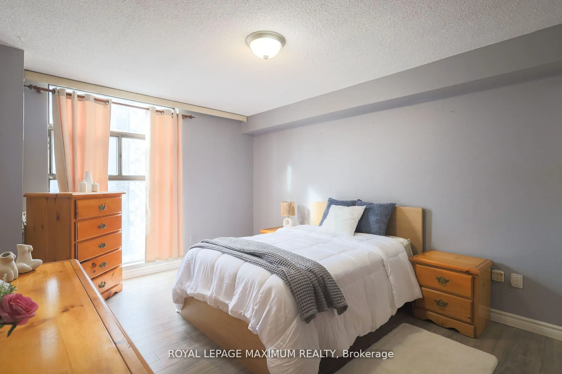 135 Marlee Avenue, #501