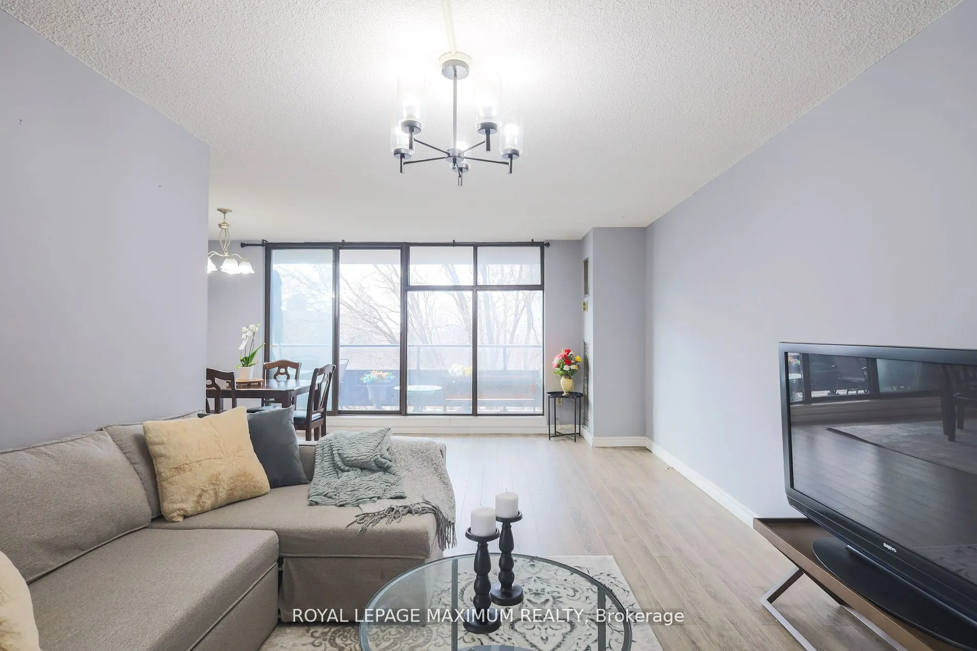 135 Marlee Avenue, #501