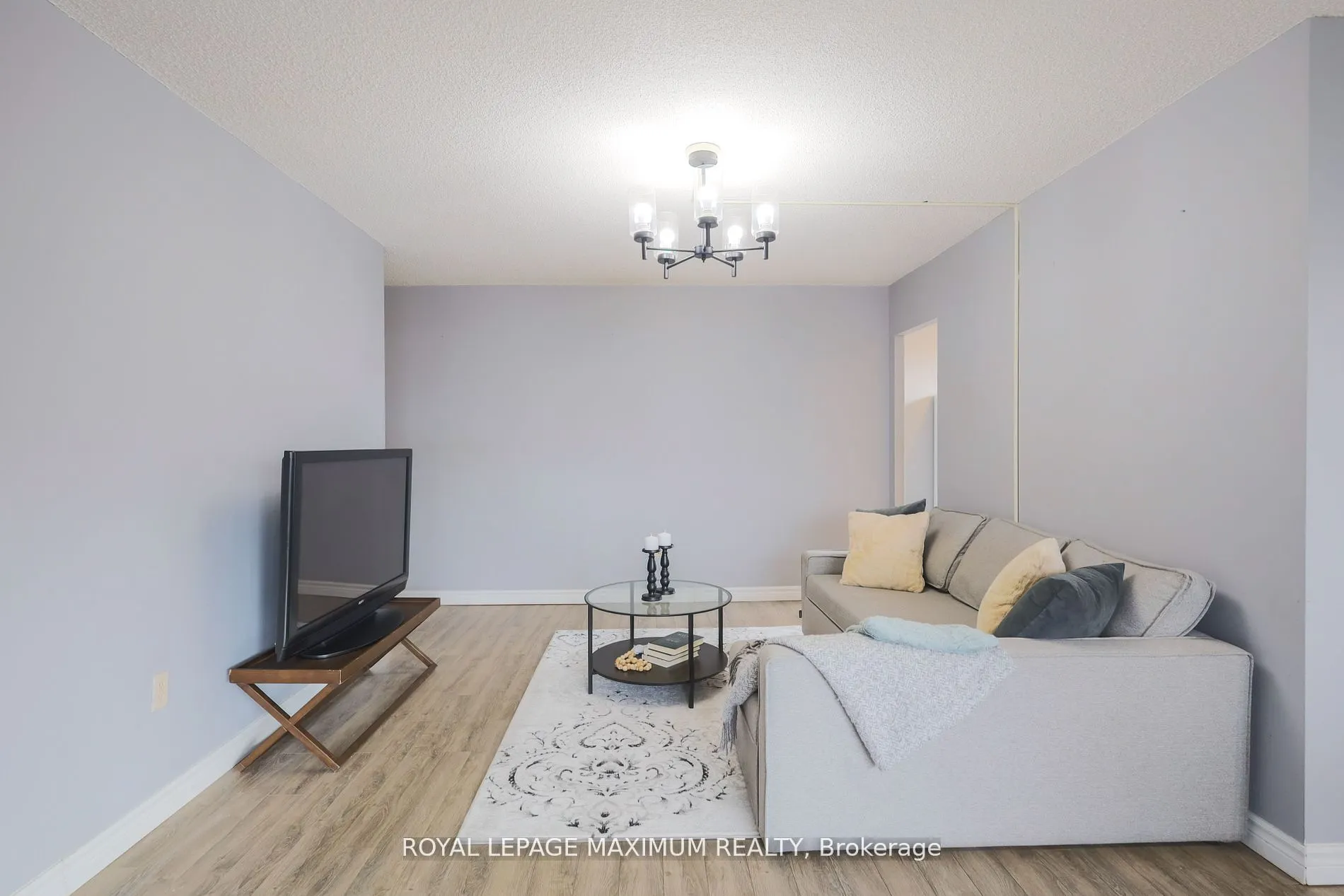 135 Marlee Avenue, #501
