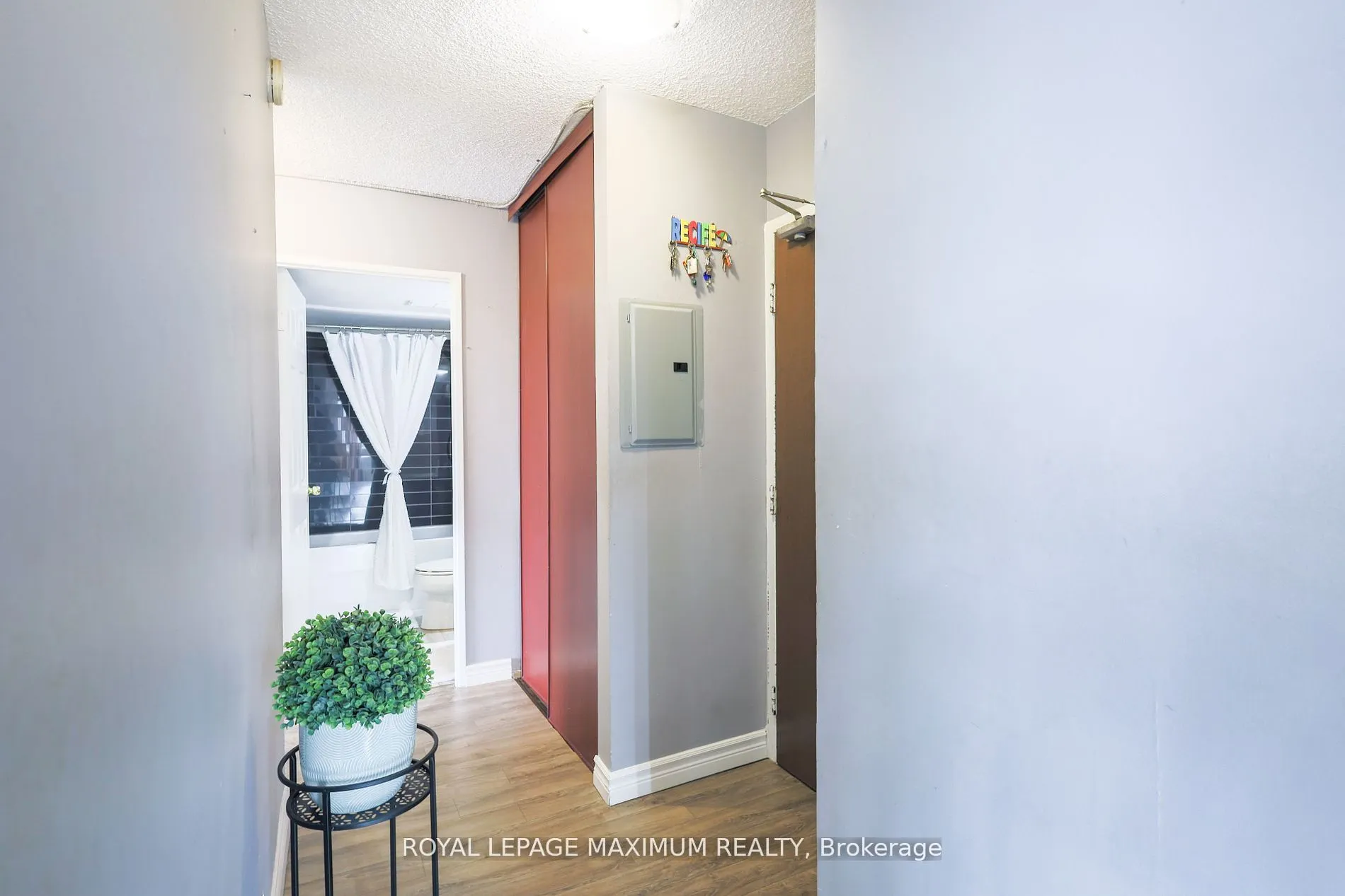 135 Marlee Avenue, #501