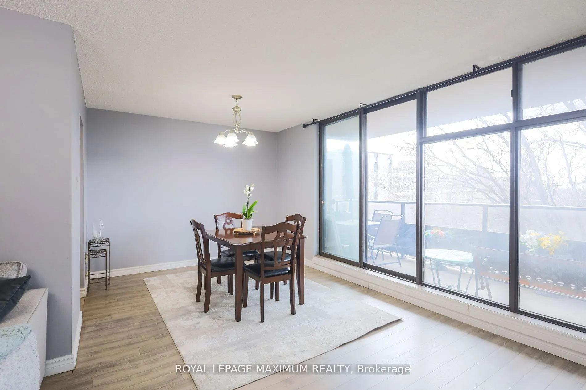 135 Marlee Avenue, #501