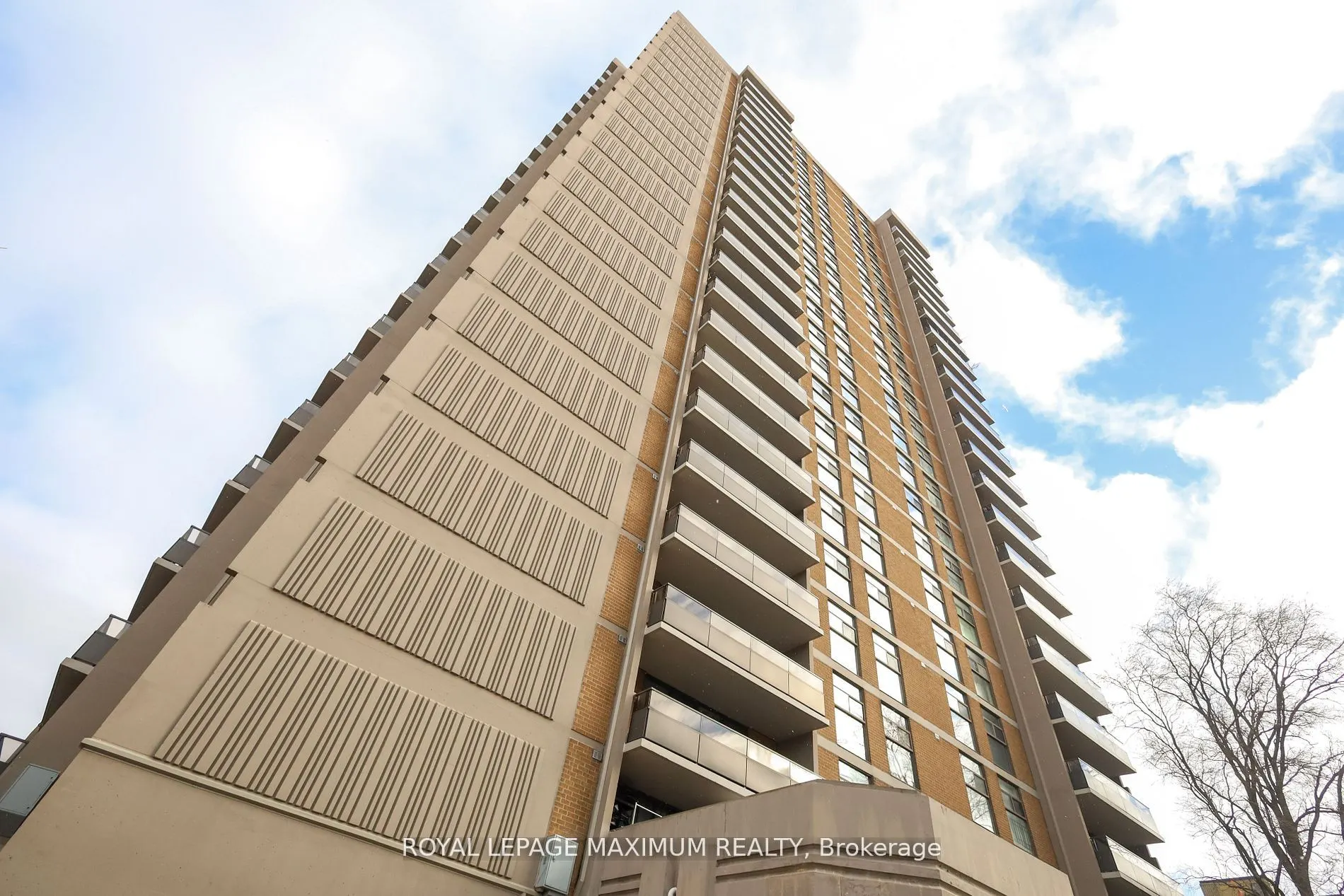 135 Marlee Avenue, #501