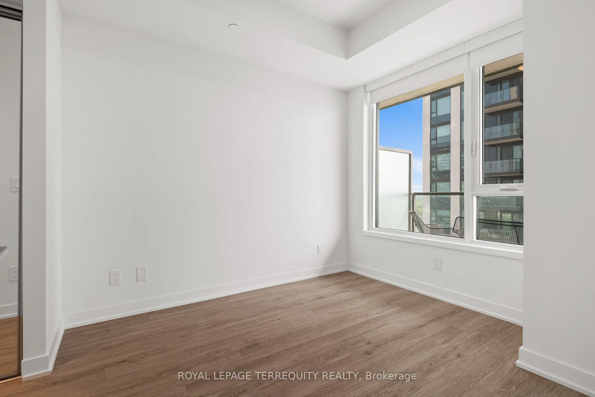 1928 Lake shore Boulevard W, #2506