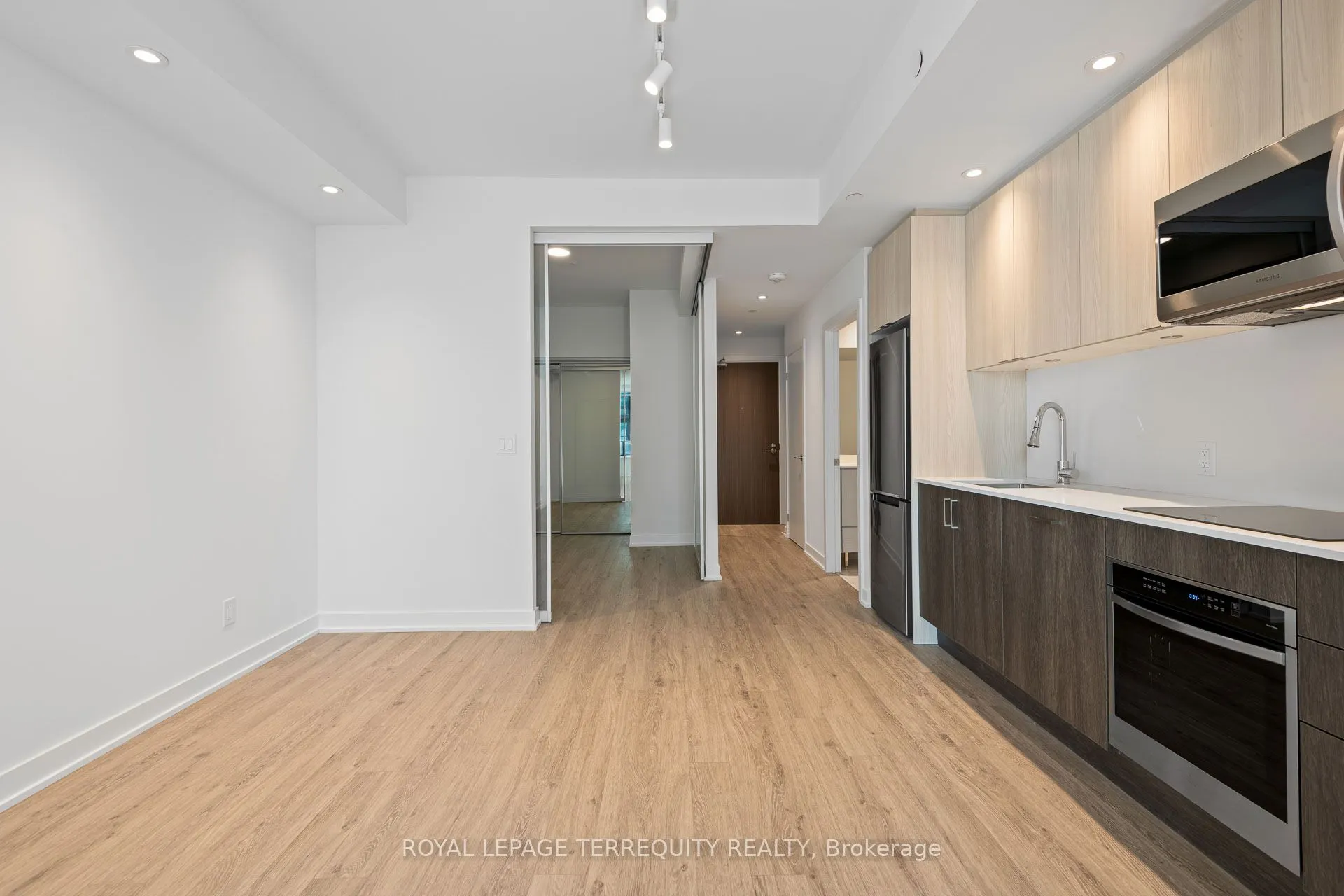 1928 Lake shore Boulevard W, #2506