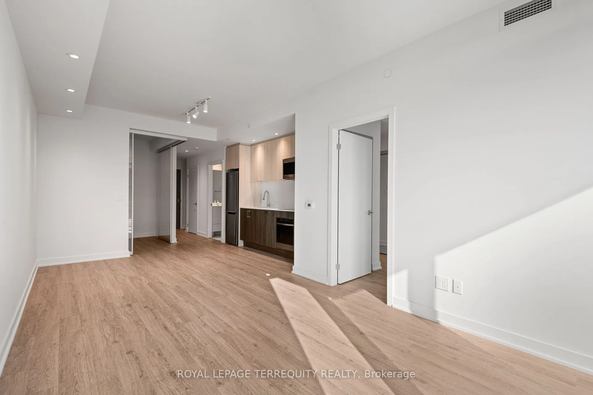 1928 Lake shore Boulevard W, #2506