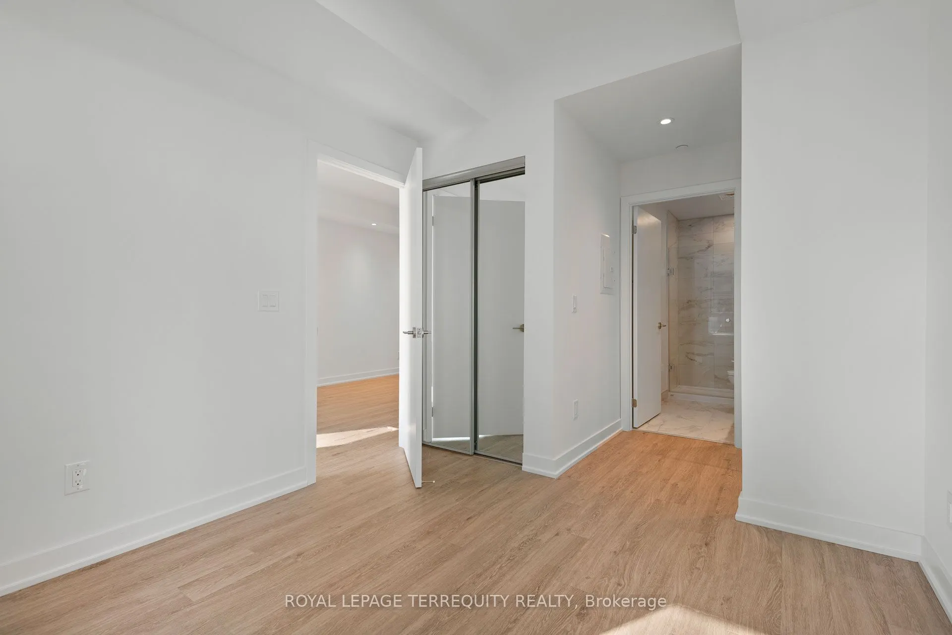 1928 Lake shore Boulevard W, #2506