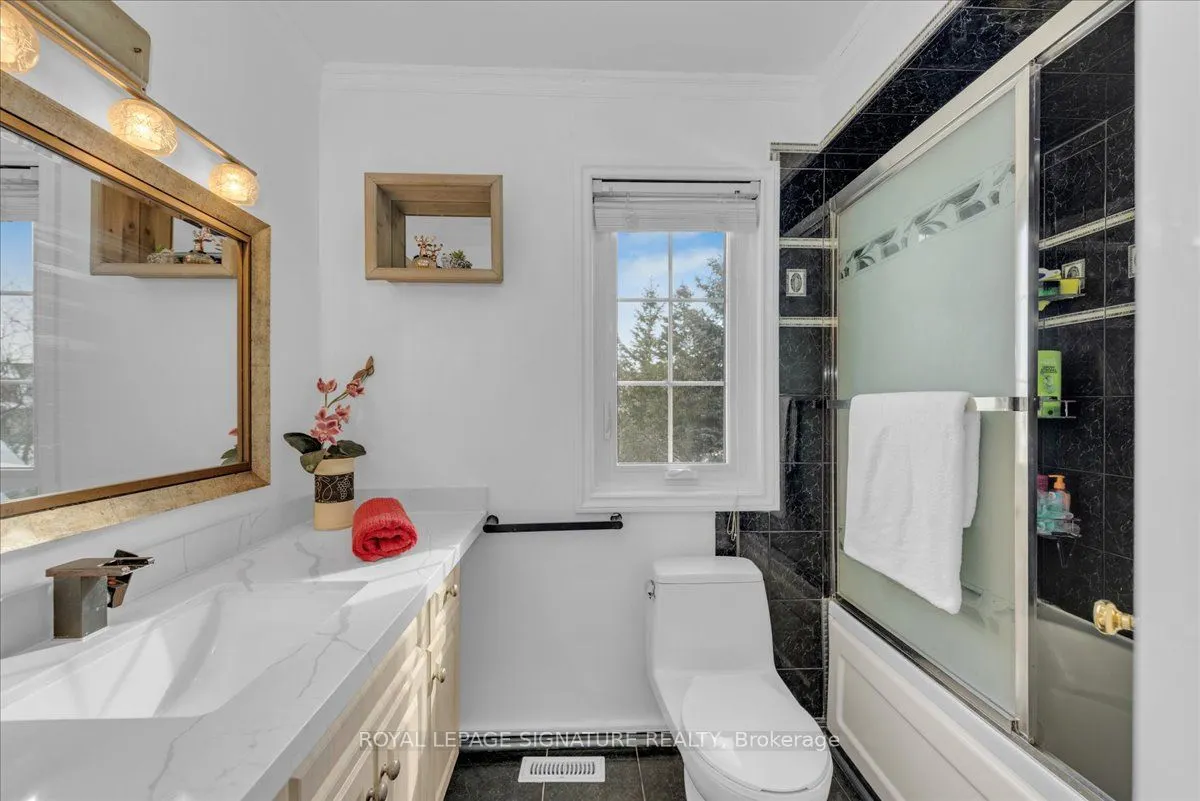 16 Nectarine Crescent
