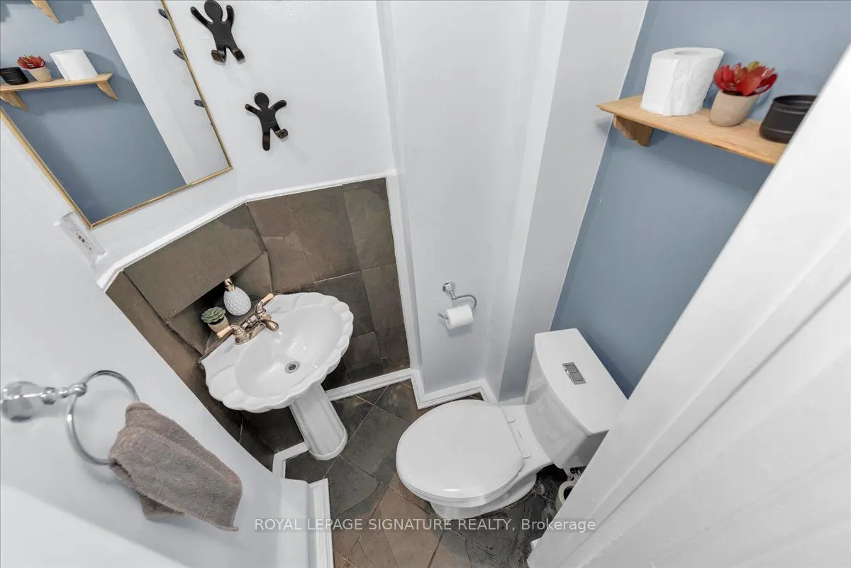 16 Nectarine Crescent