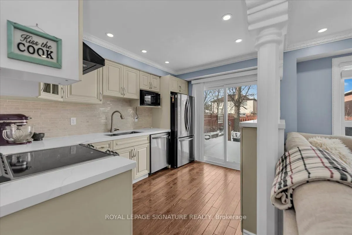 16 Nectarine Crescent