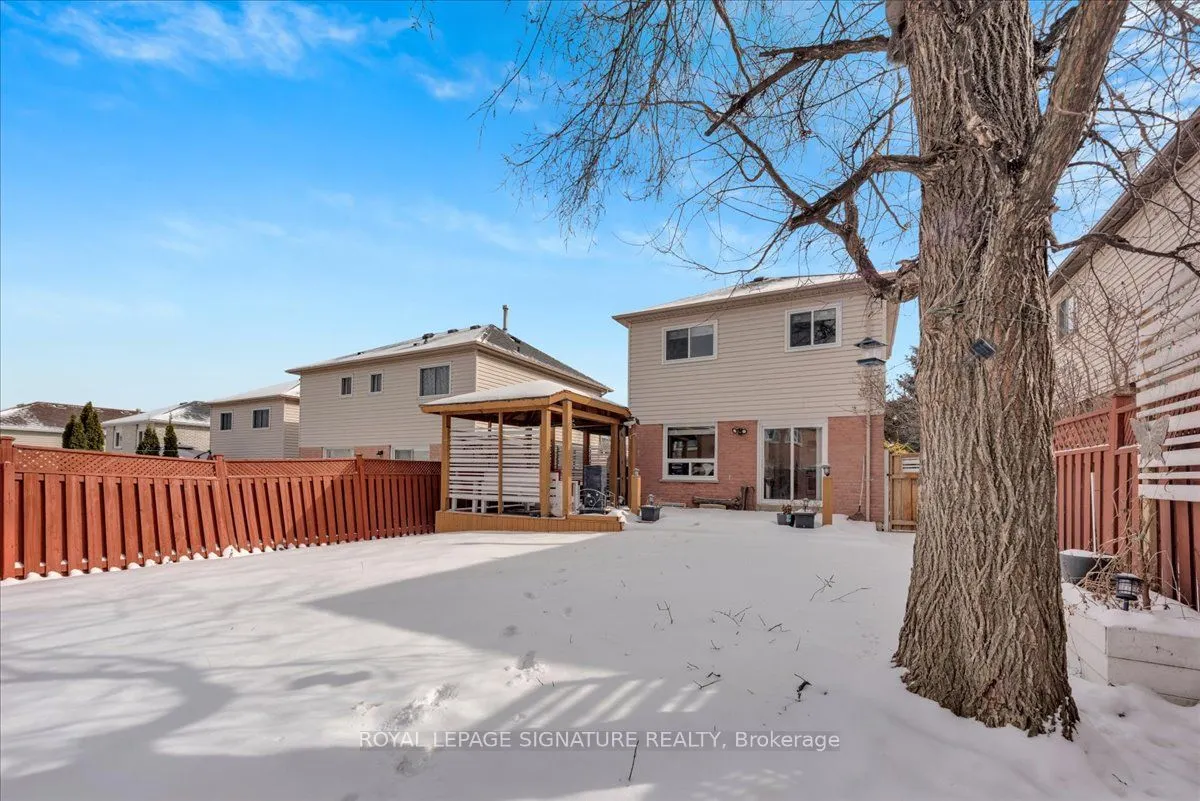 16 Nectarine Crescent