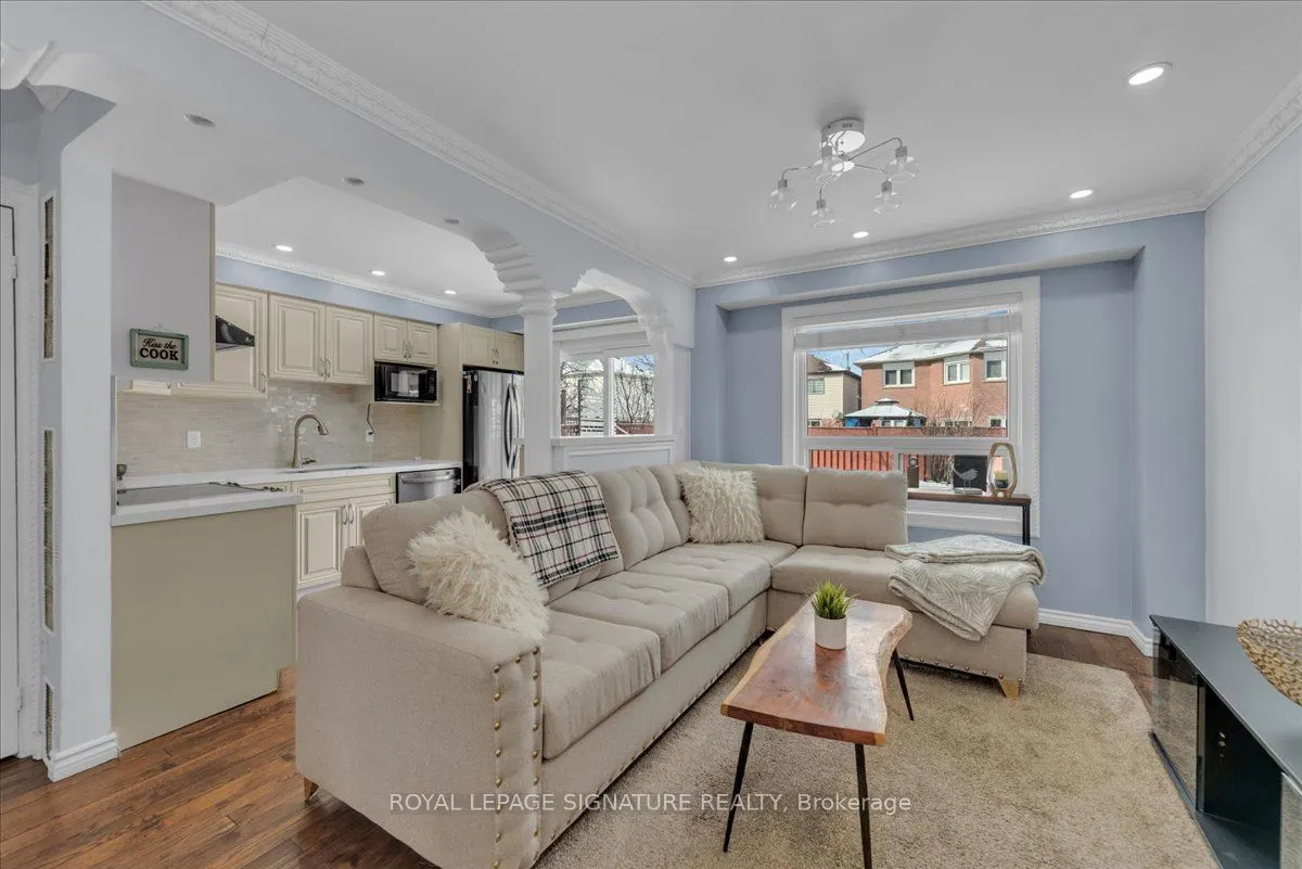 16 Nectarine Crescent