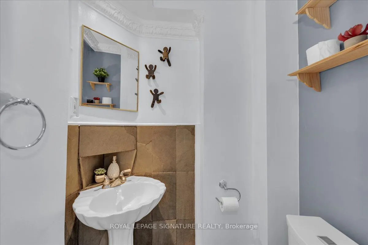 16 Nectarine Crescent