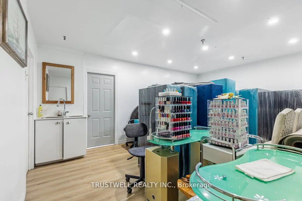 750 Oakdale Road, #48