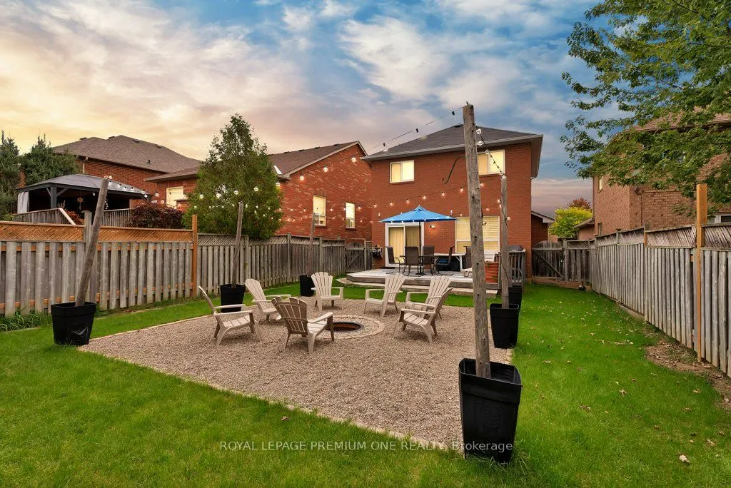62 Twin Willow Crescent