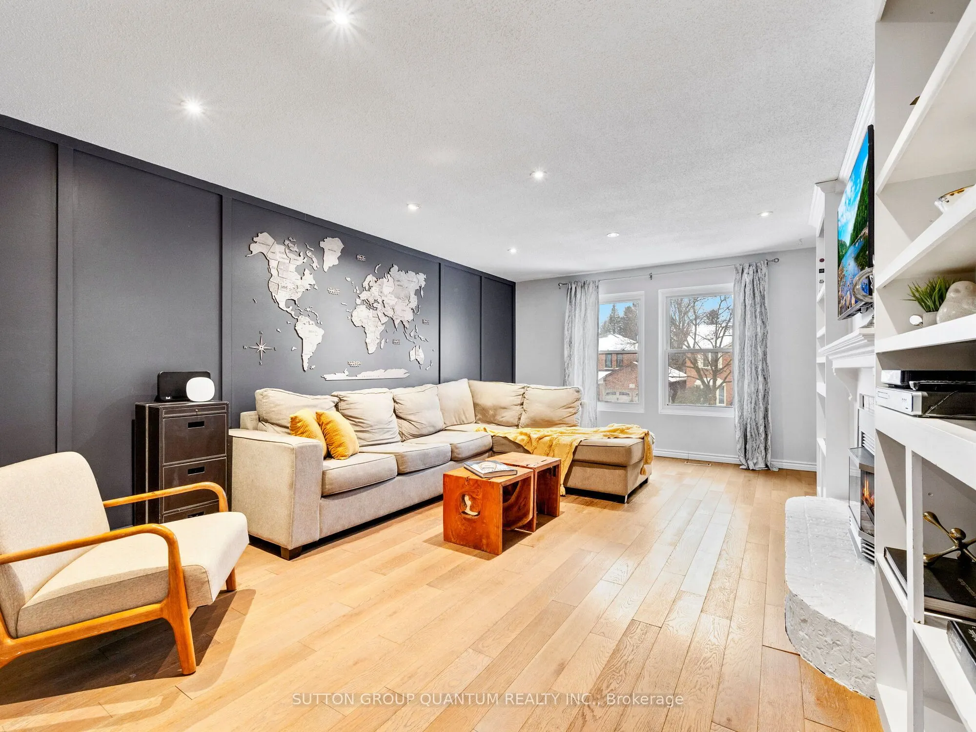 4423 Sawmill Valley Drive