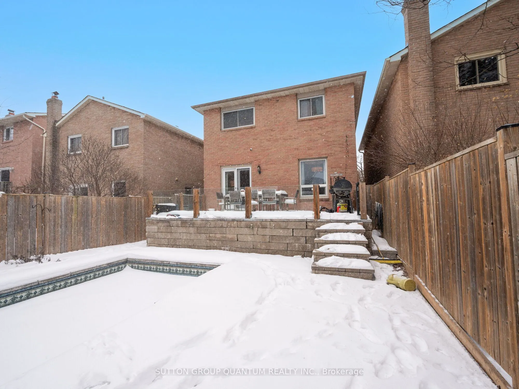 4423 Sawmill Valley Drive