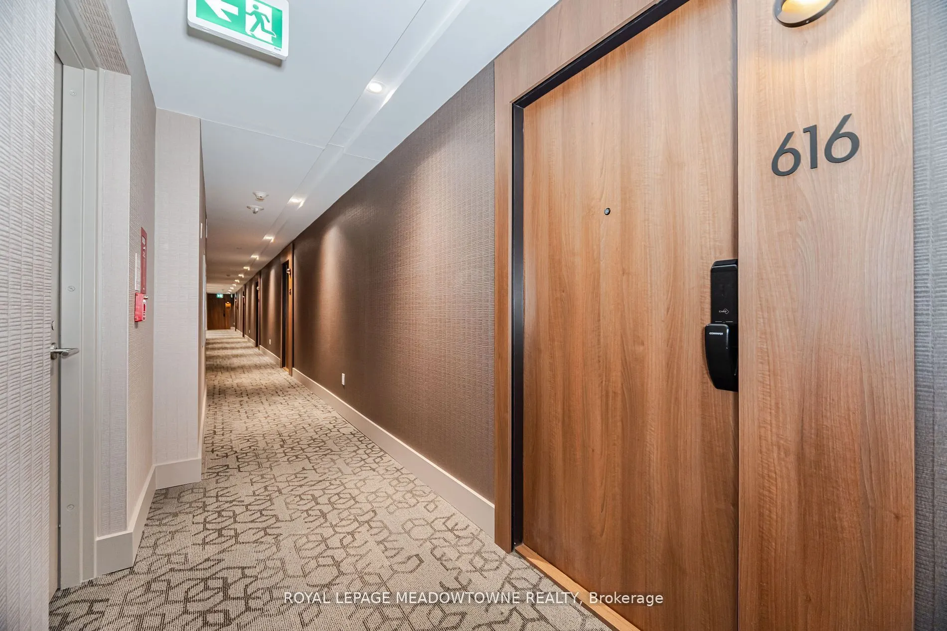 21 Park Street E, #616