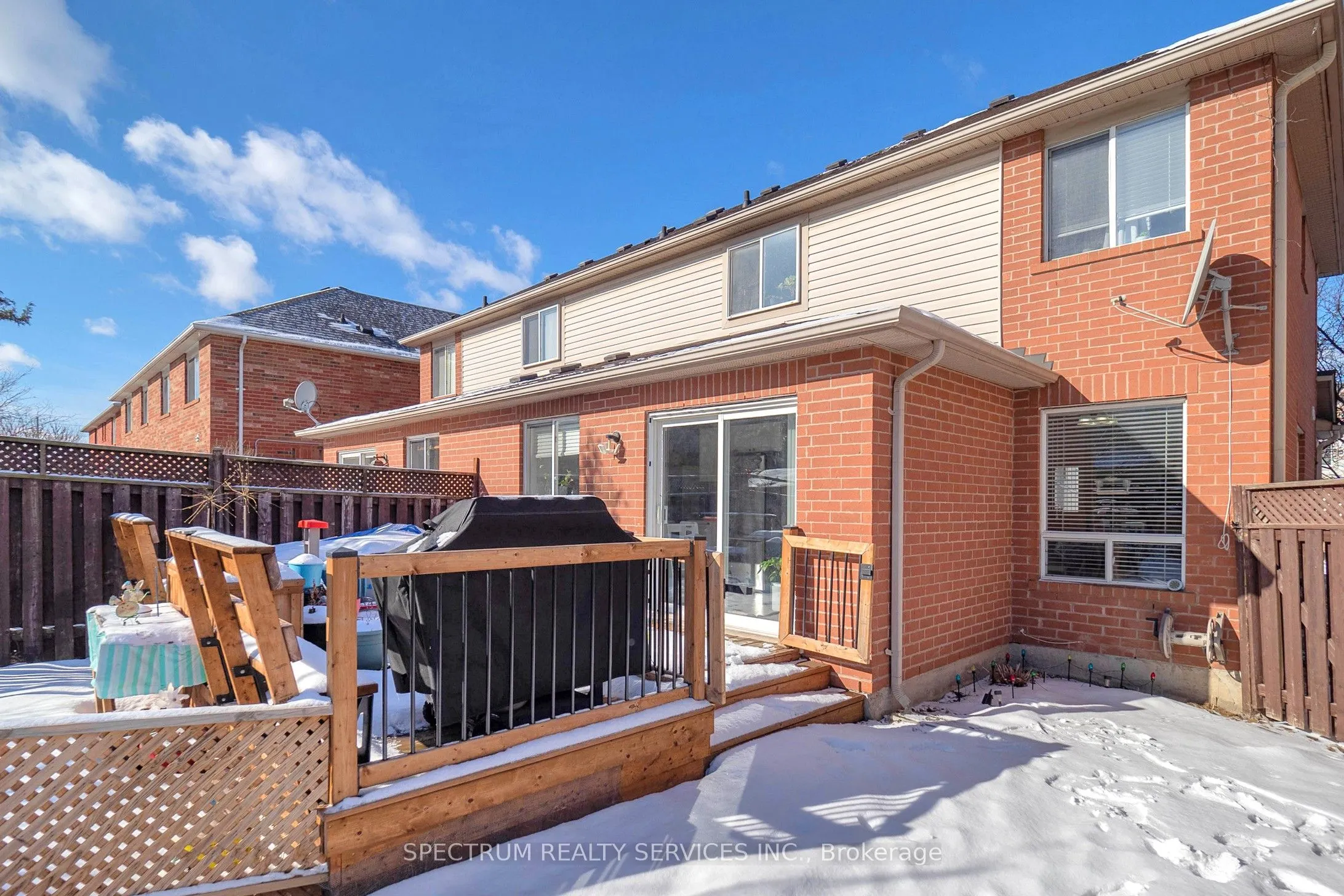 1528 Evans Terrace