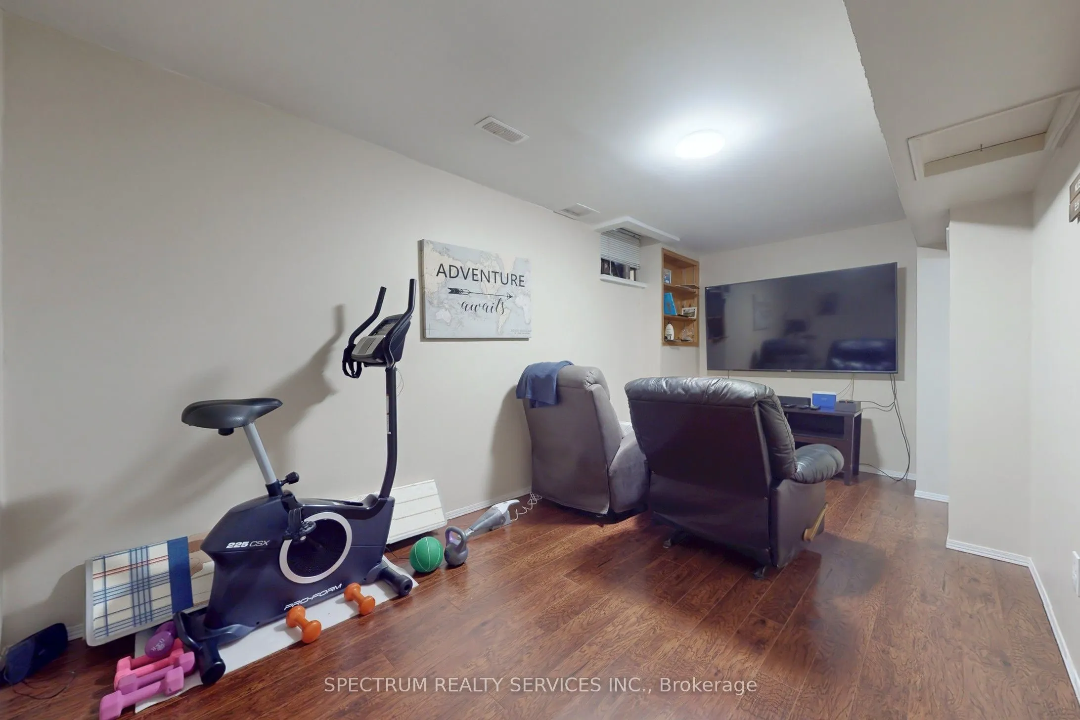 1528 Evans Terrace