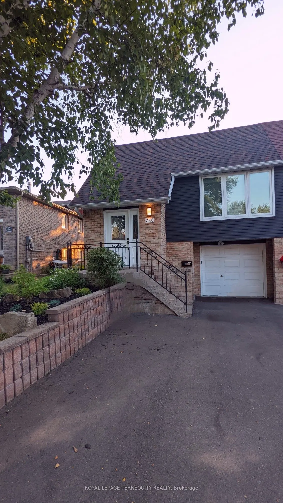2508 Cobbinshaw Circle