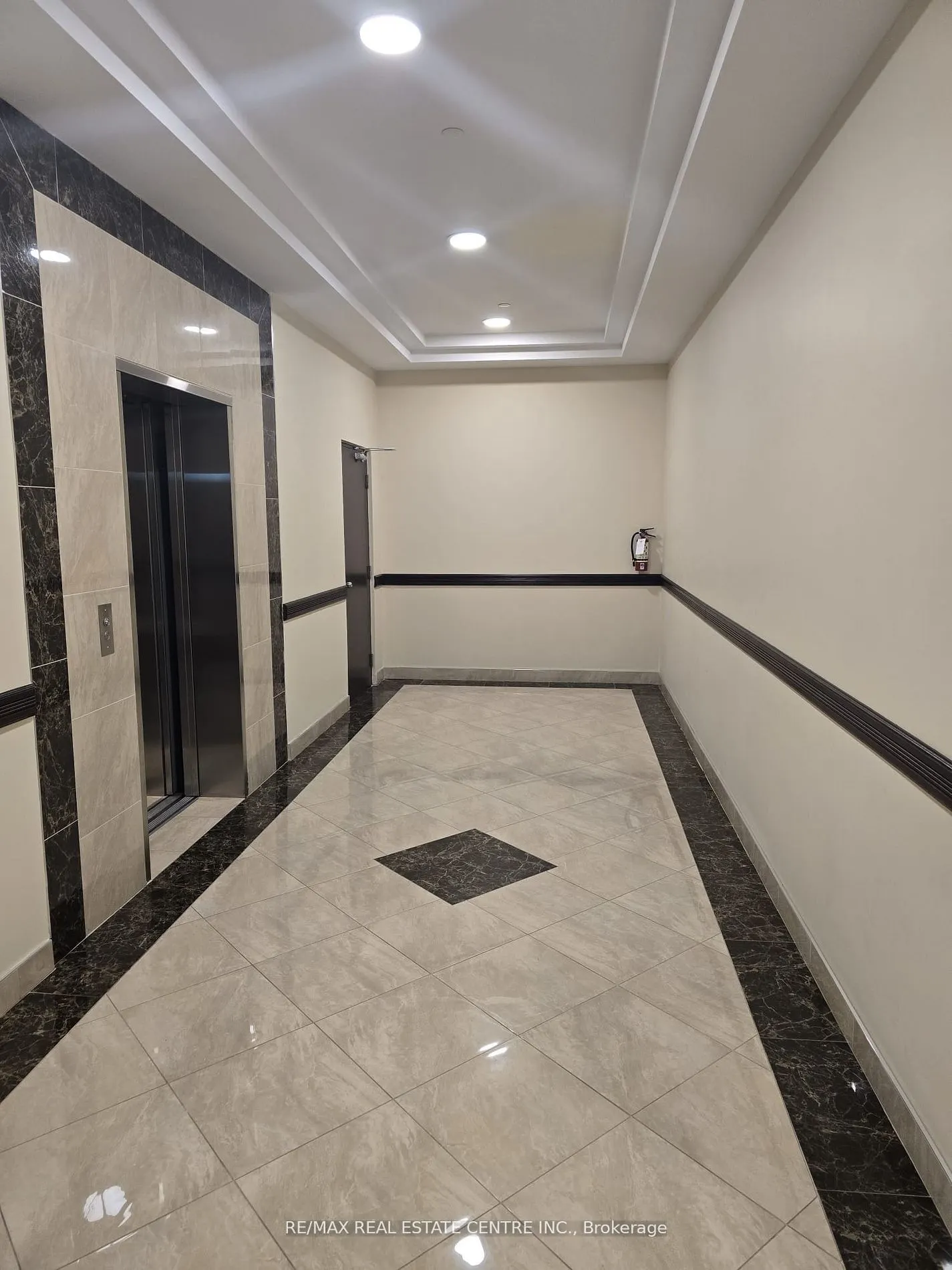30 Topflight Drive, #8A