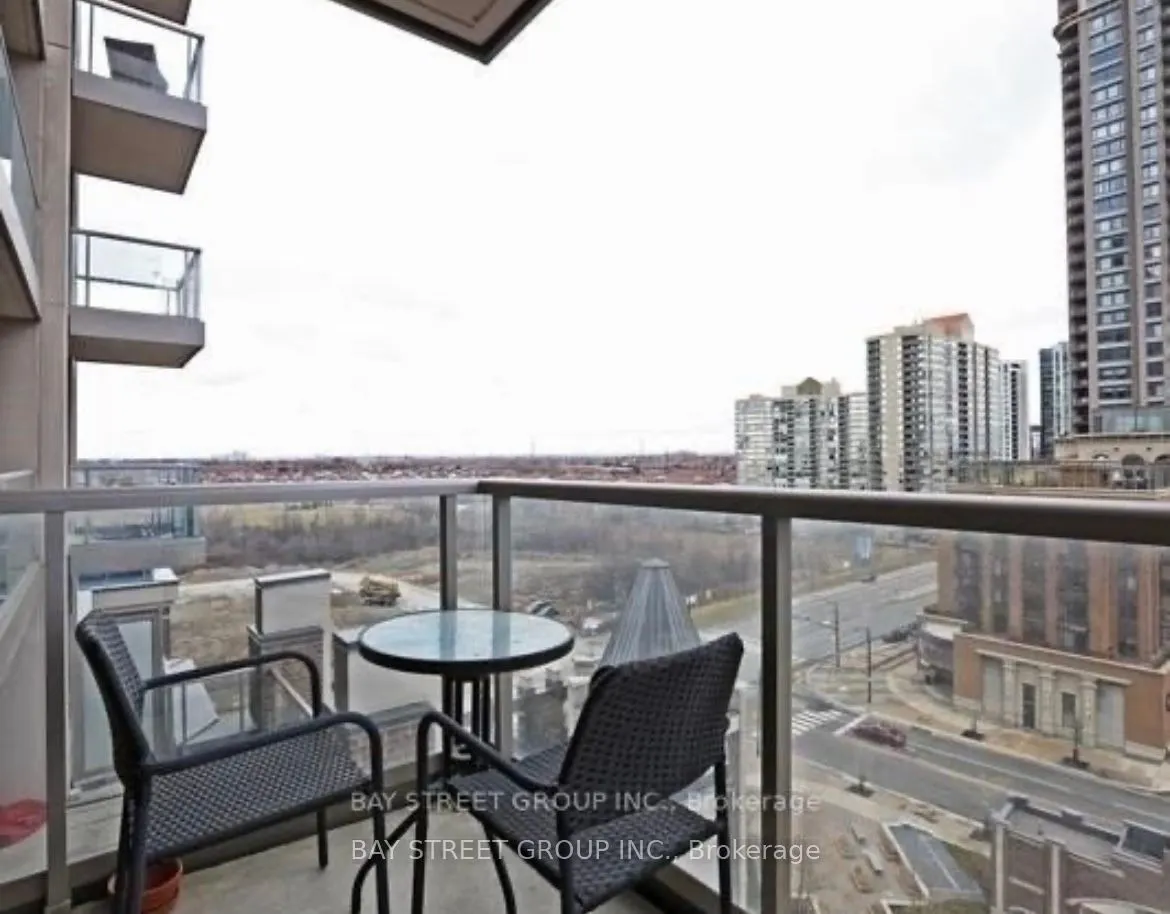 388 Prince Of Wales Drive #907