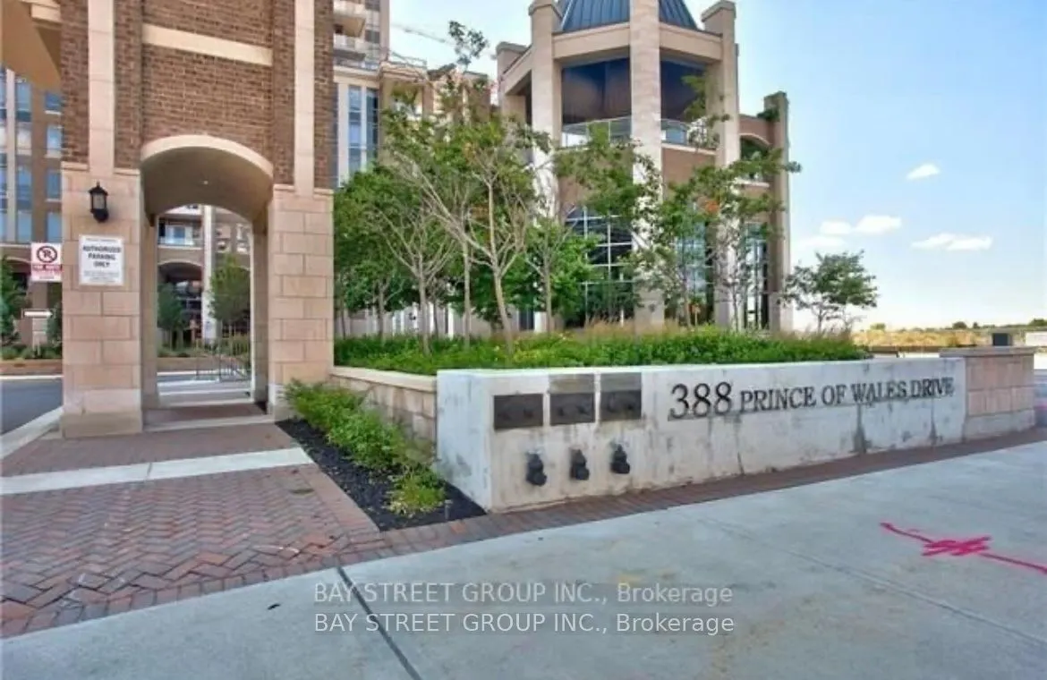 388 Prince Of Wales Drive #907