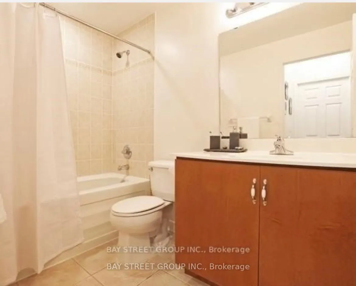 388 Prince Of Wales Drive #907
