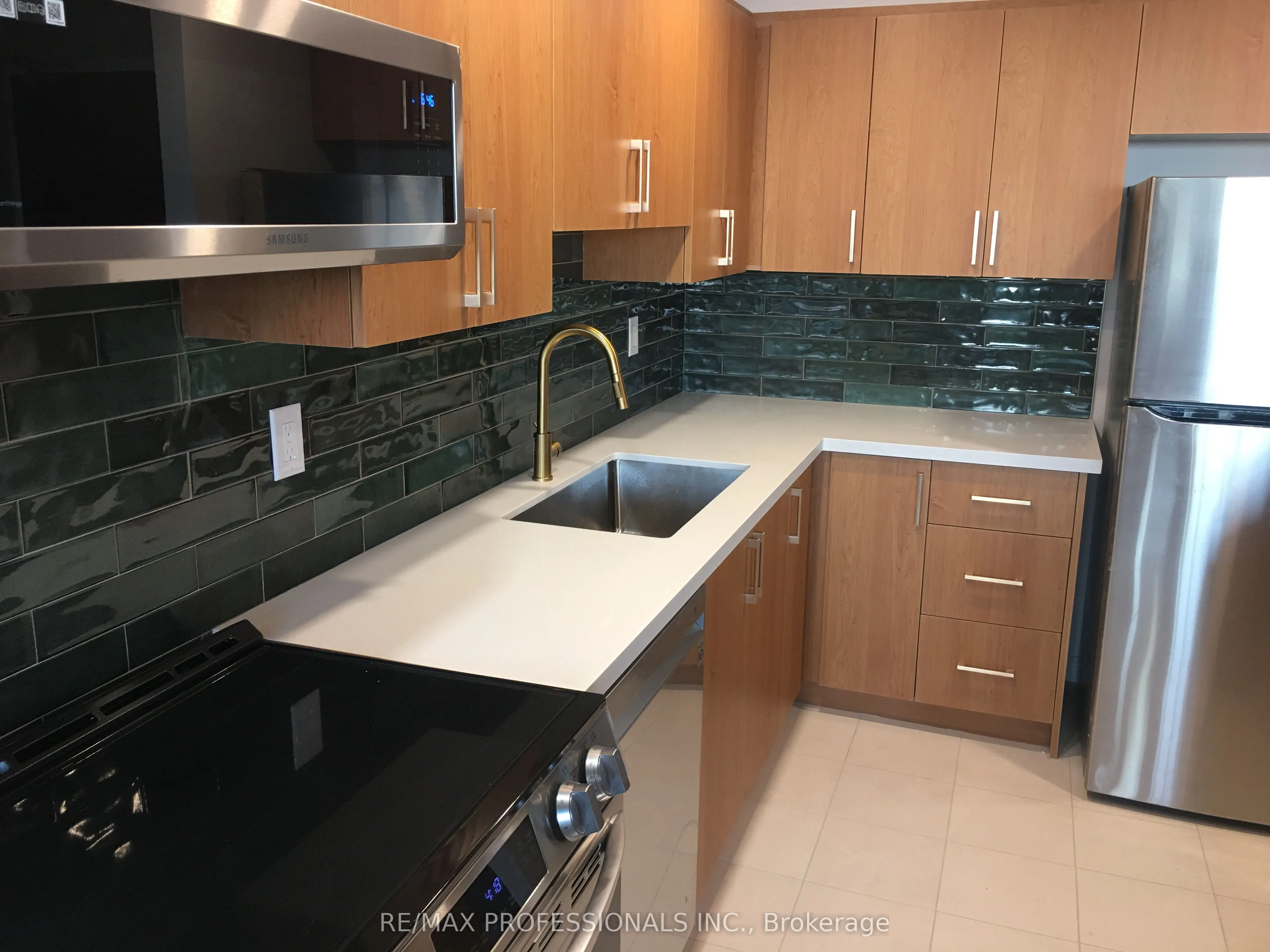 360 Ridelle Avenue, #2107