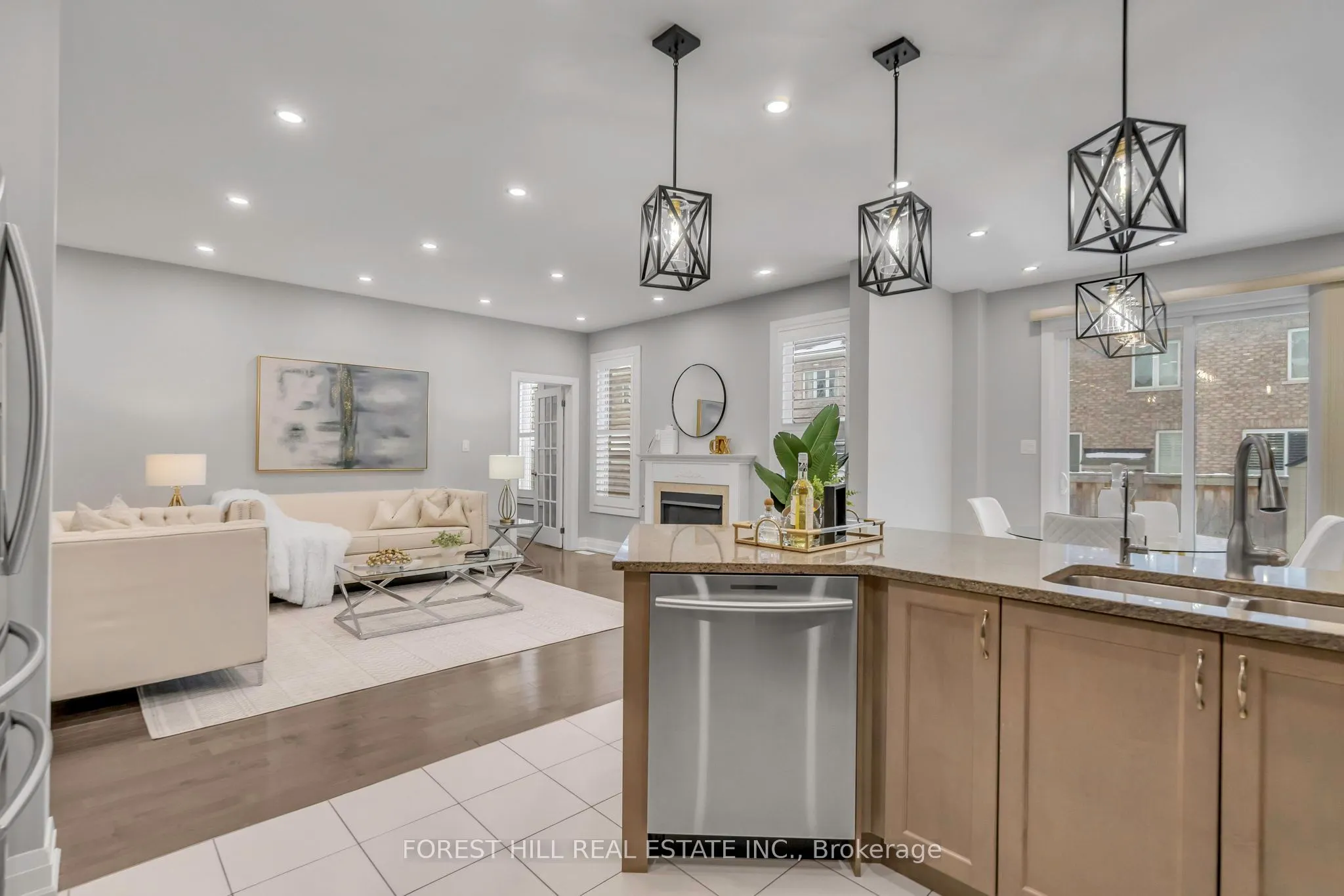 19 Waterwide Crescent
