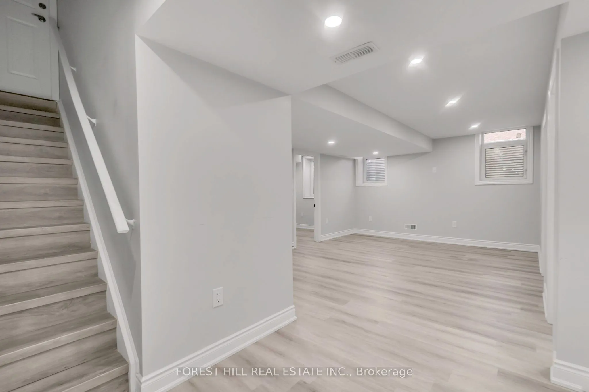 19 Waterwide Crescent