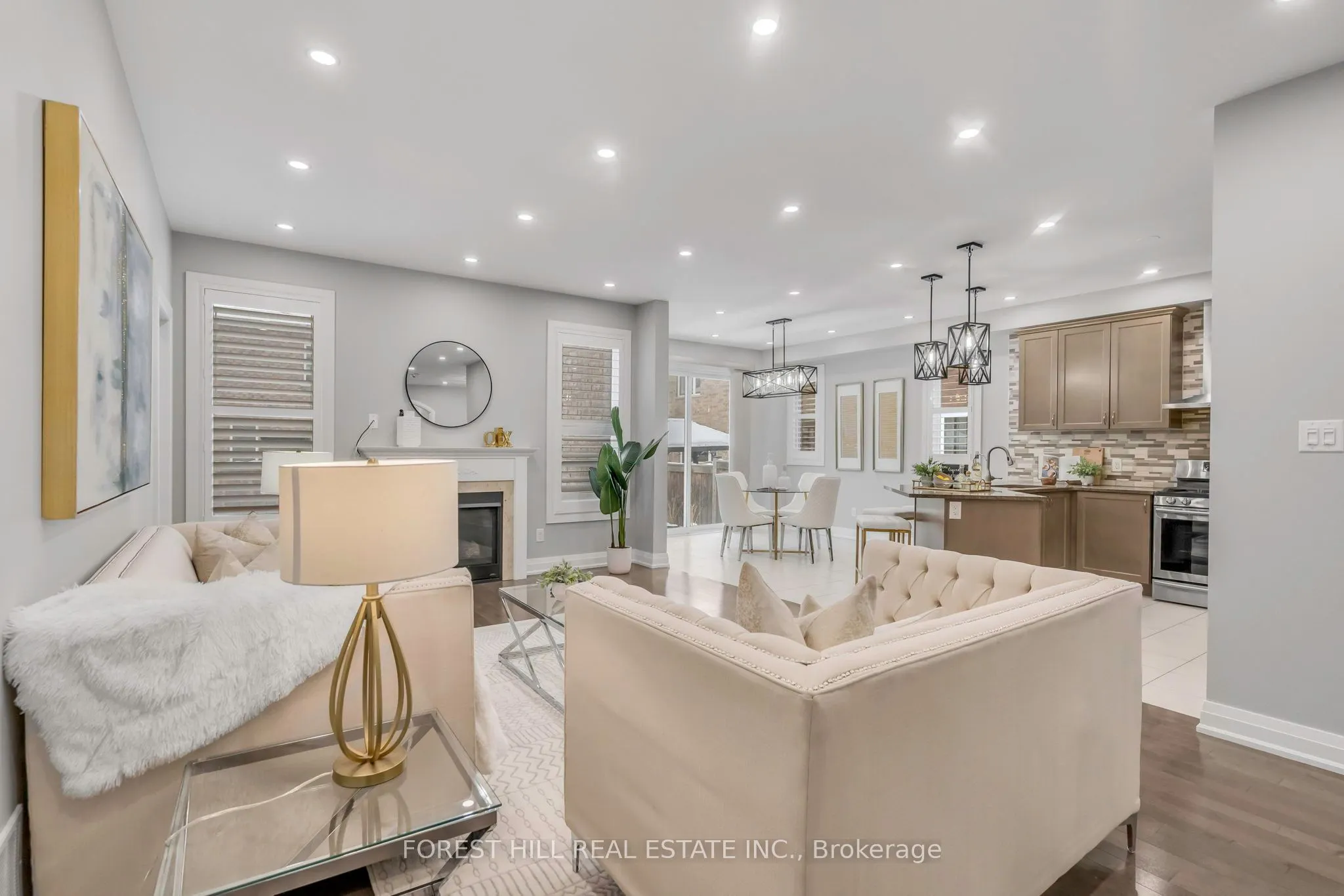 19 Waterwide Crescent
