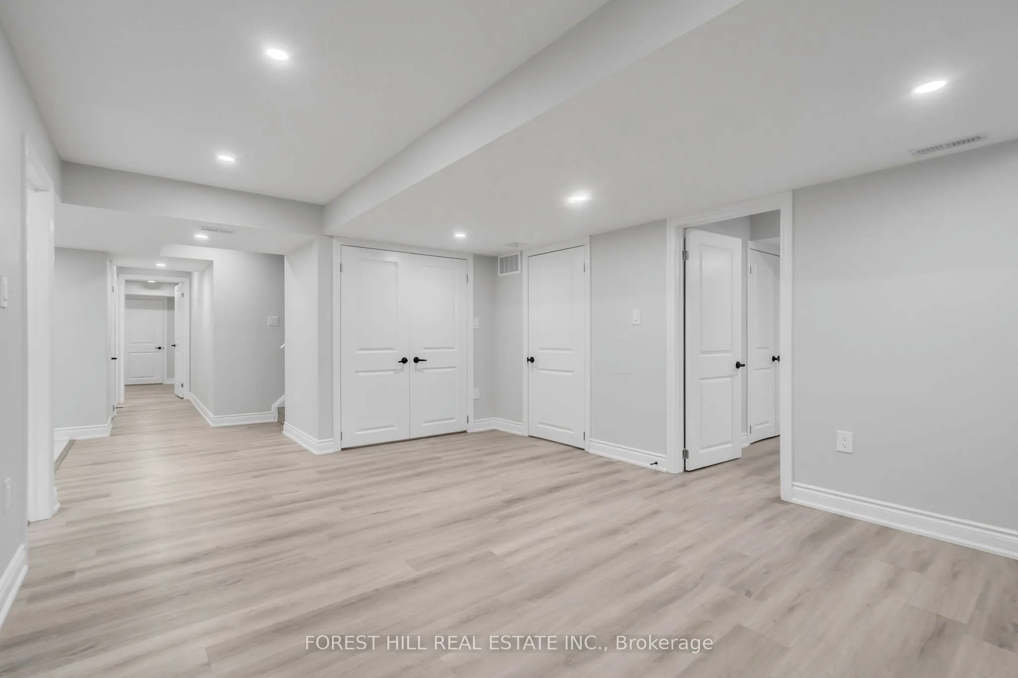 19 Waterwide Crescent