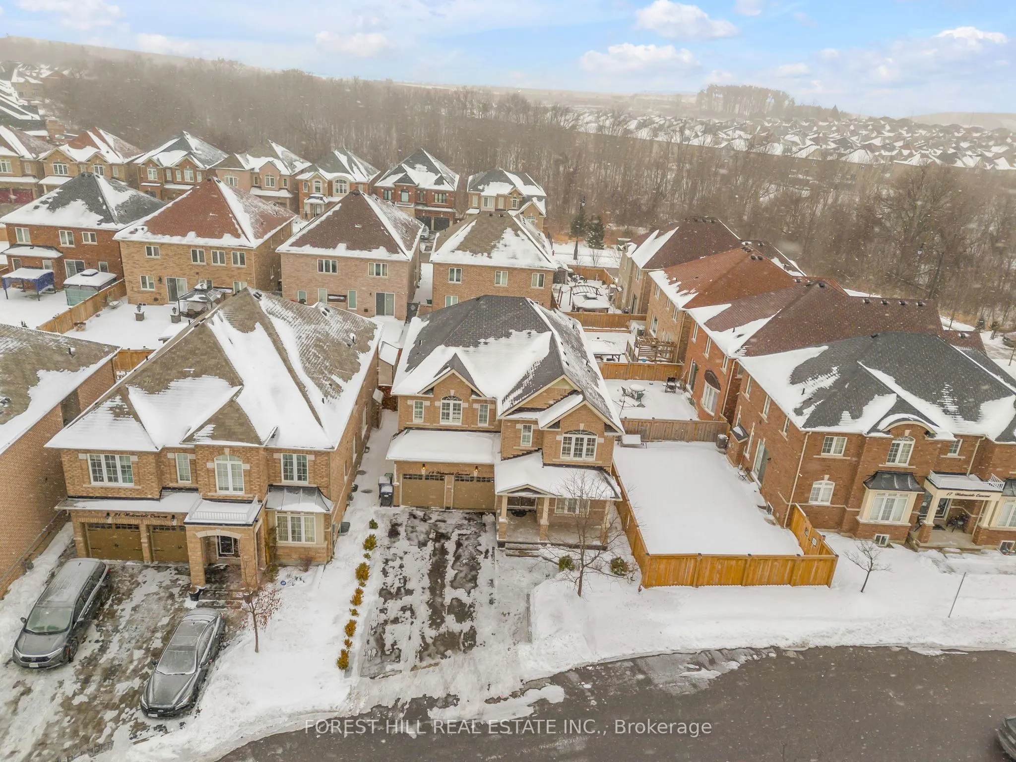 19 Waterwide Crescent
