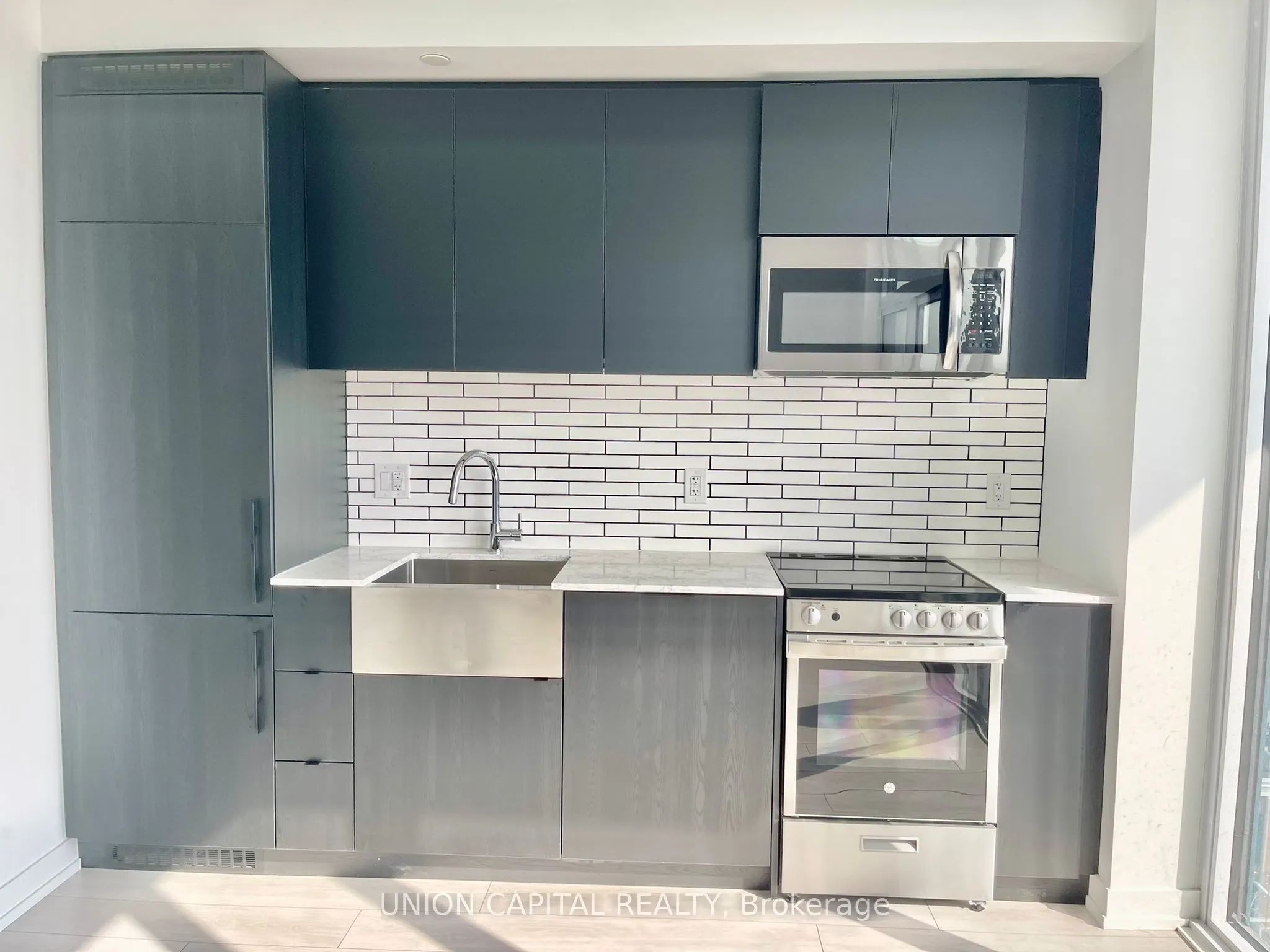 270 Dufferin Street, #604