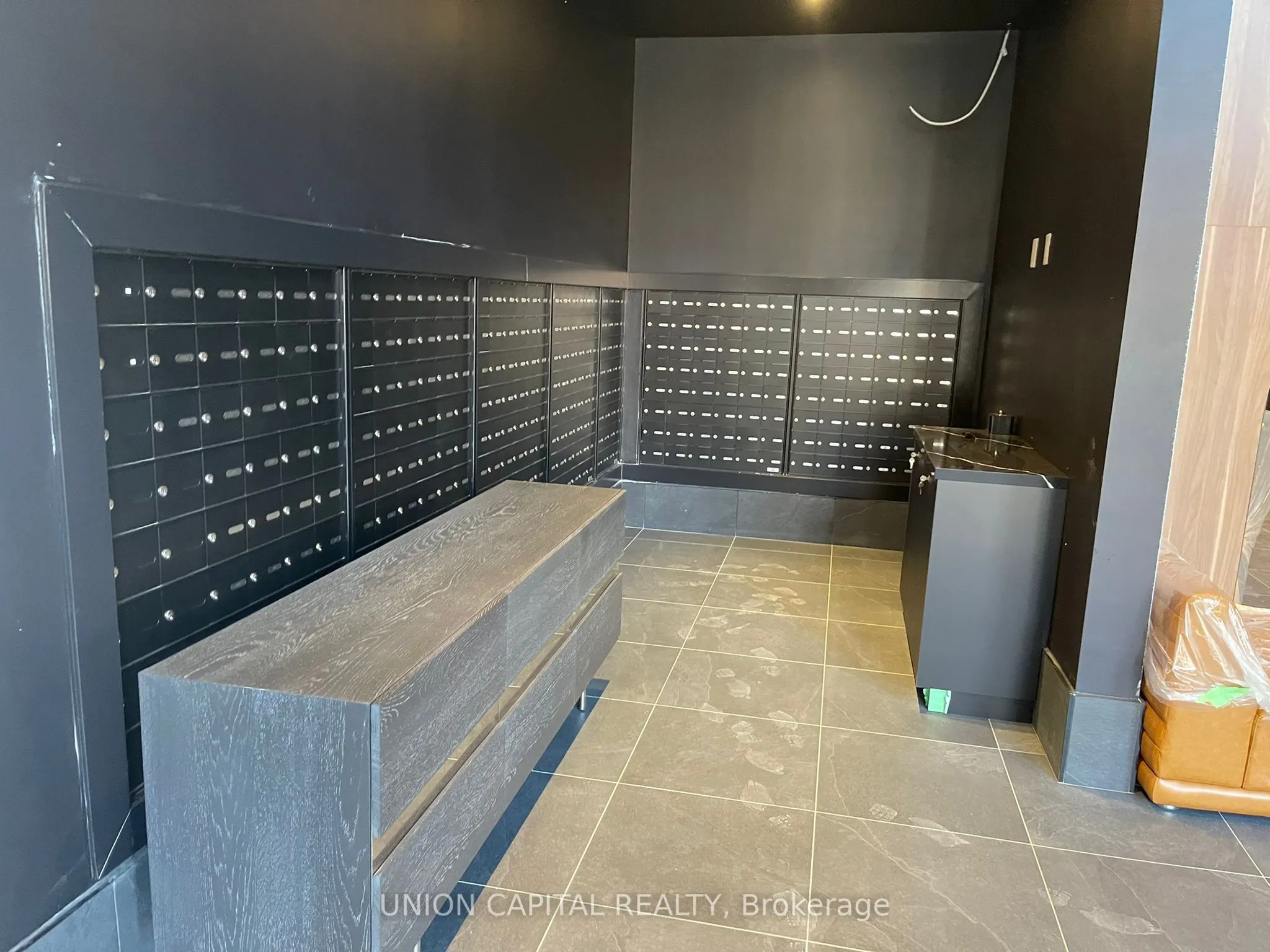 270 Dufferin Street, #604