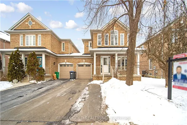 12 Morningmist Street S