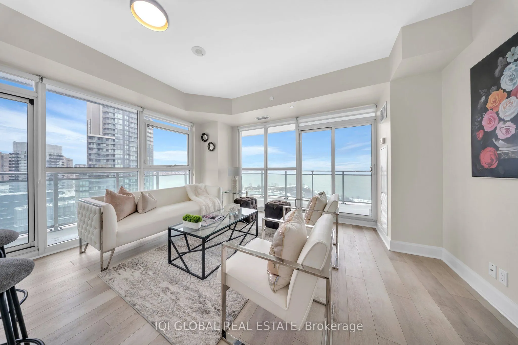 33 Shore Breeze Drive, #2509
