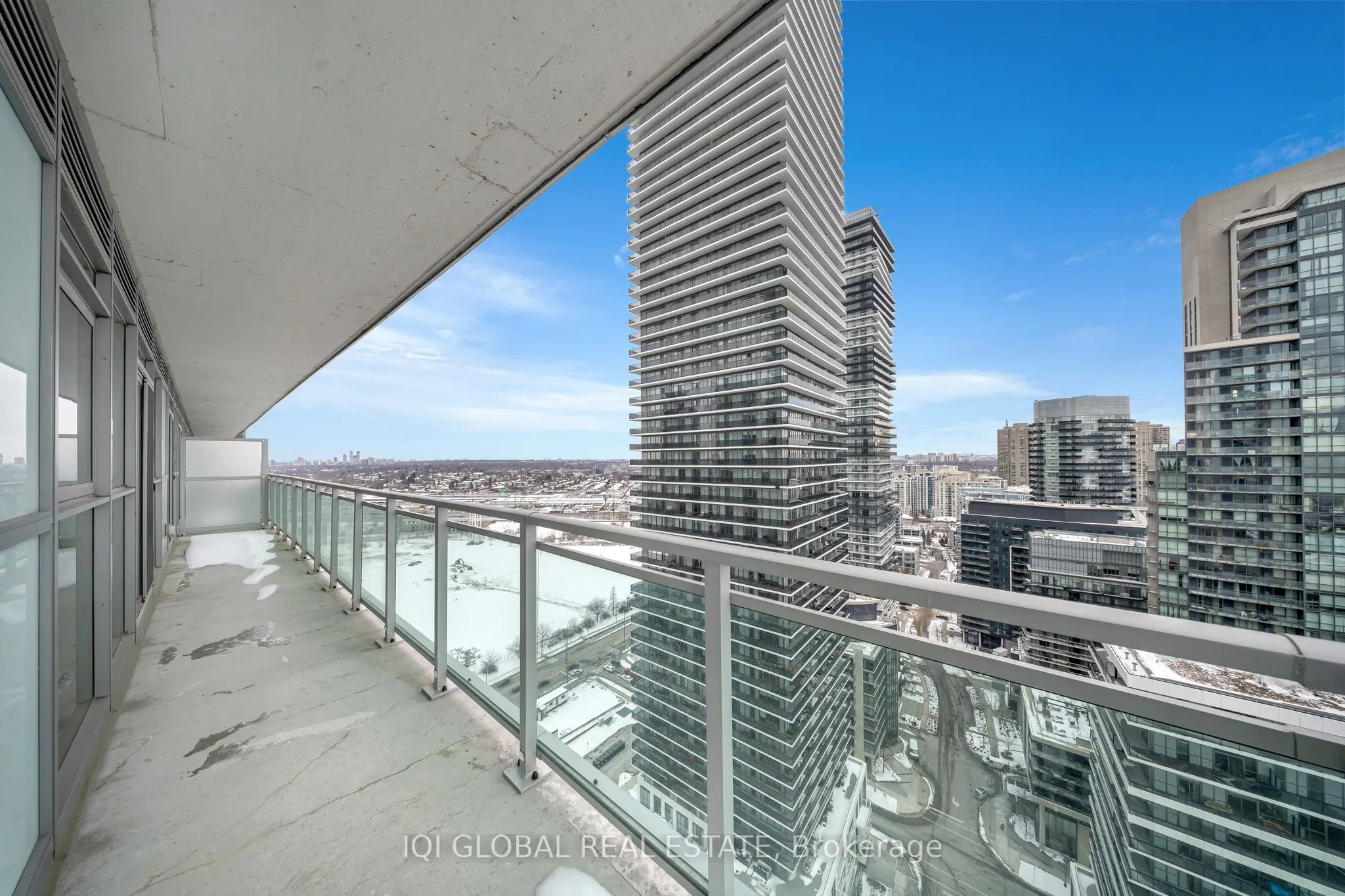 33 Shore Breeze Drive, #2509