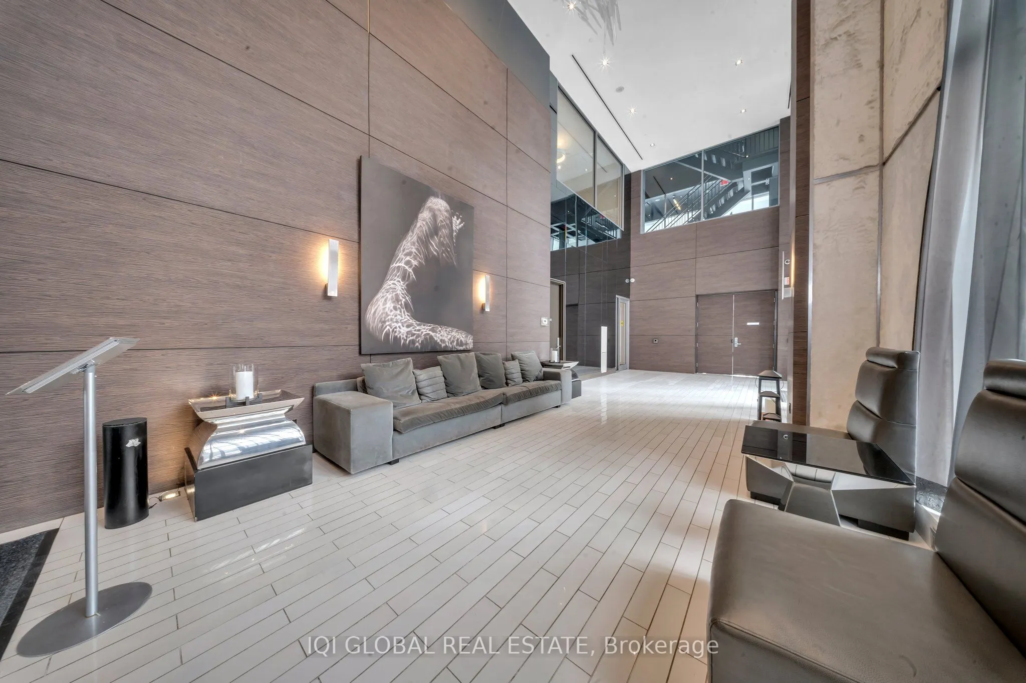 33 Shore Breeze Drive, #2509