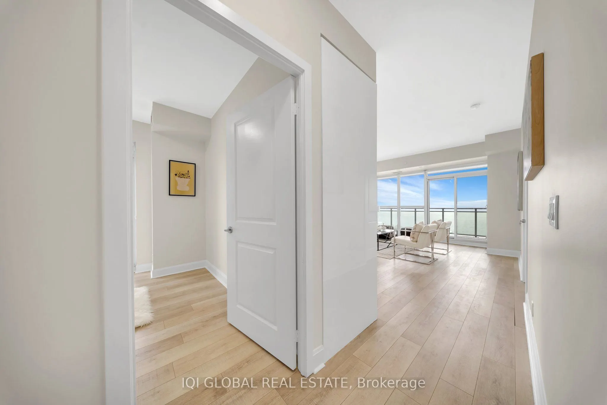 33 Shore Breeze Drive, #2509