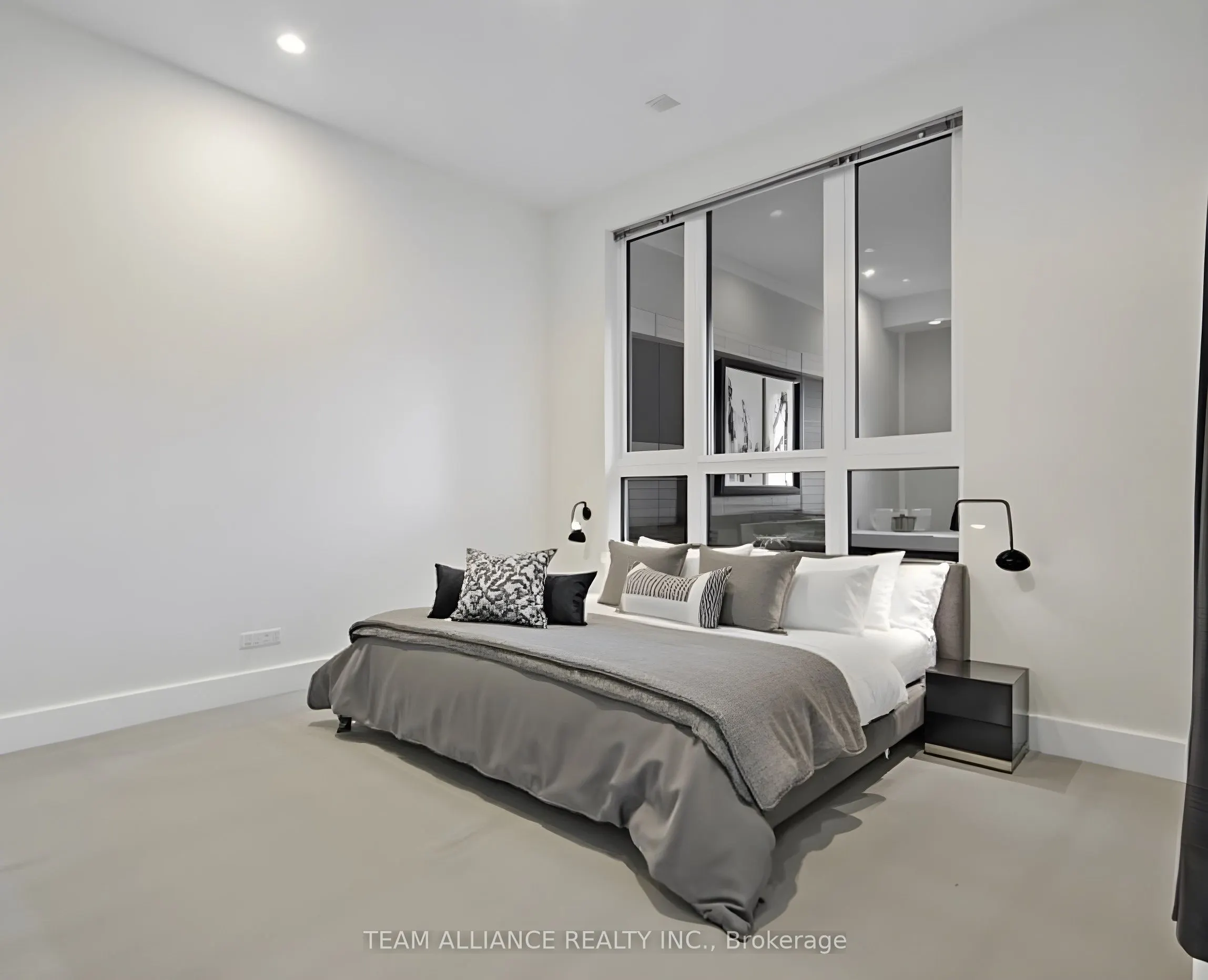 8 Nahani Way, #316