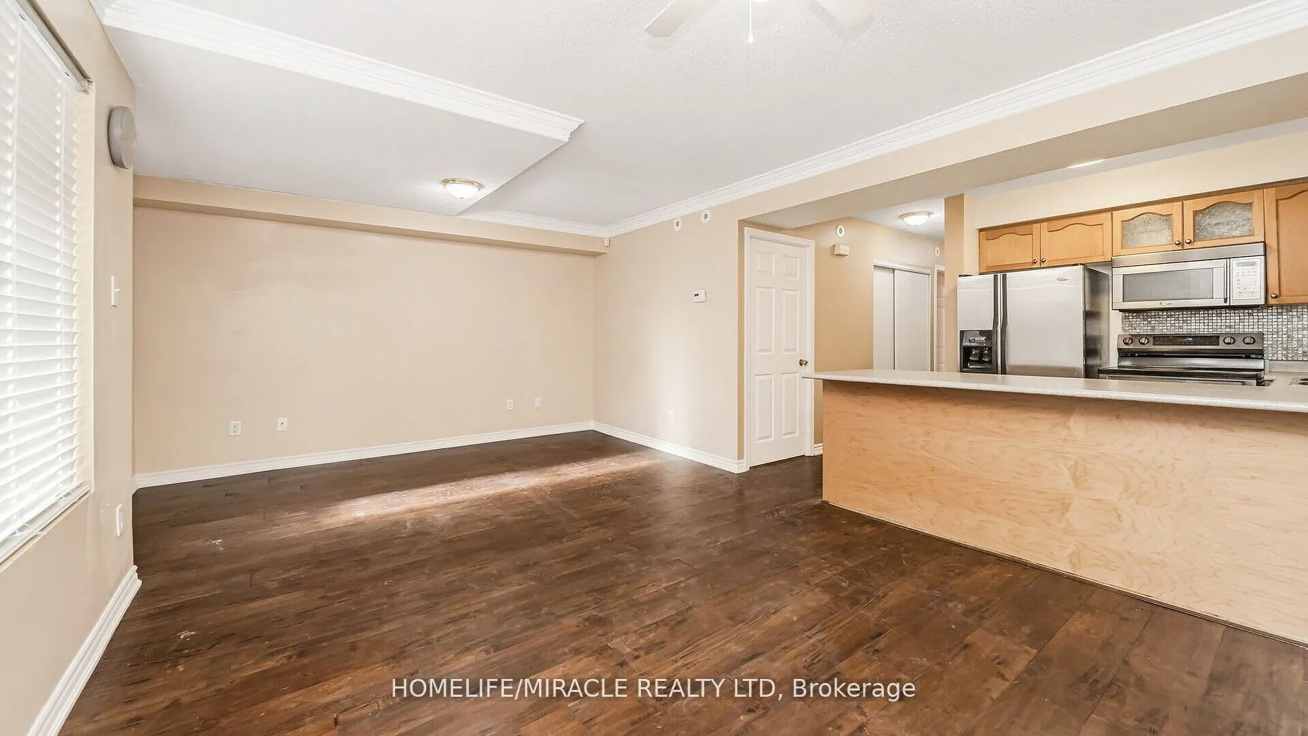 125 George Appleton Way, #1004