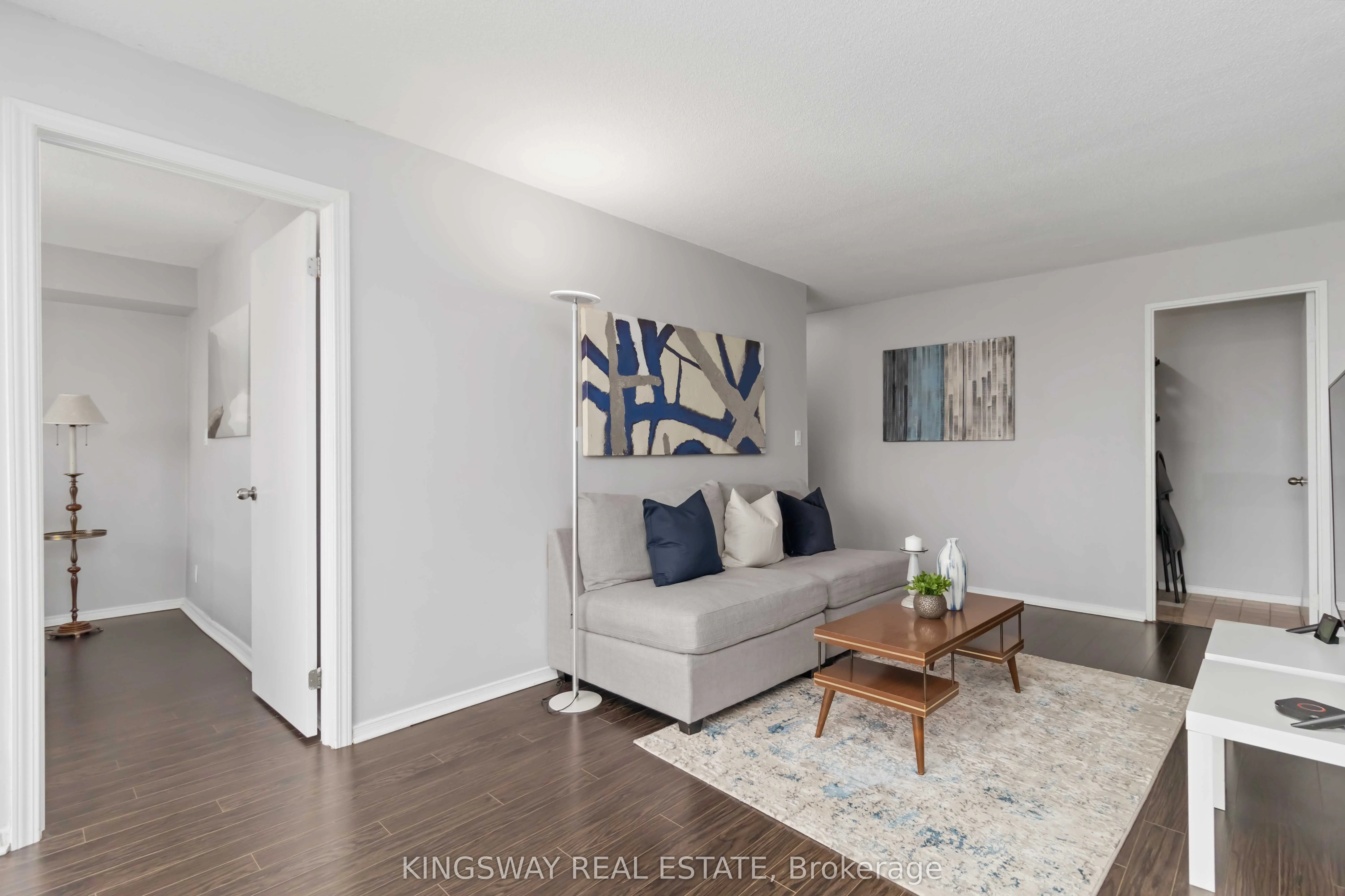 145 Hillcrest Avenue, #2207