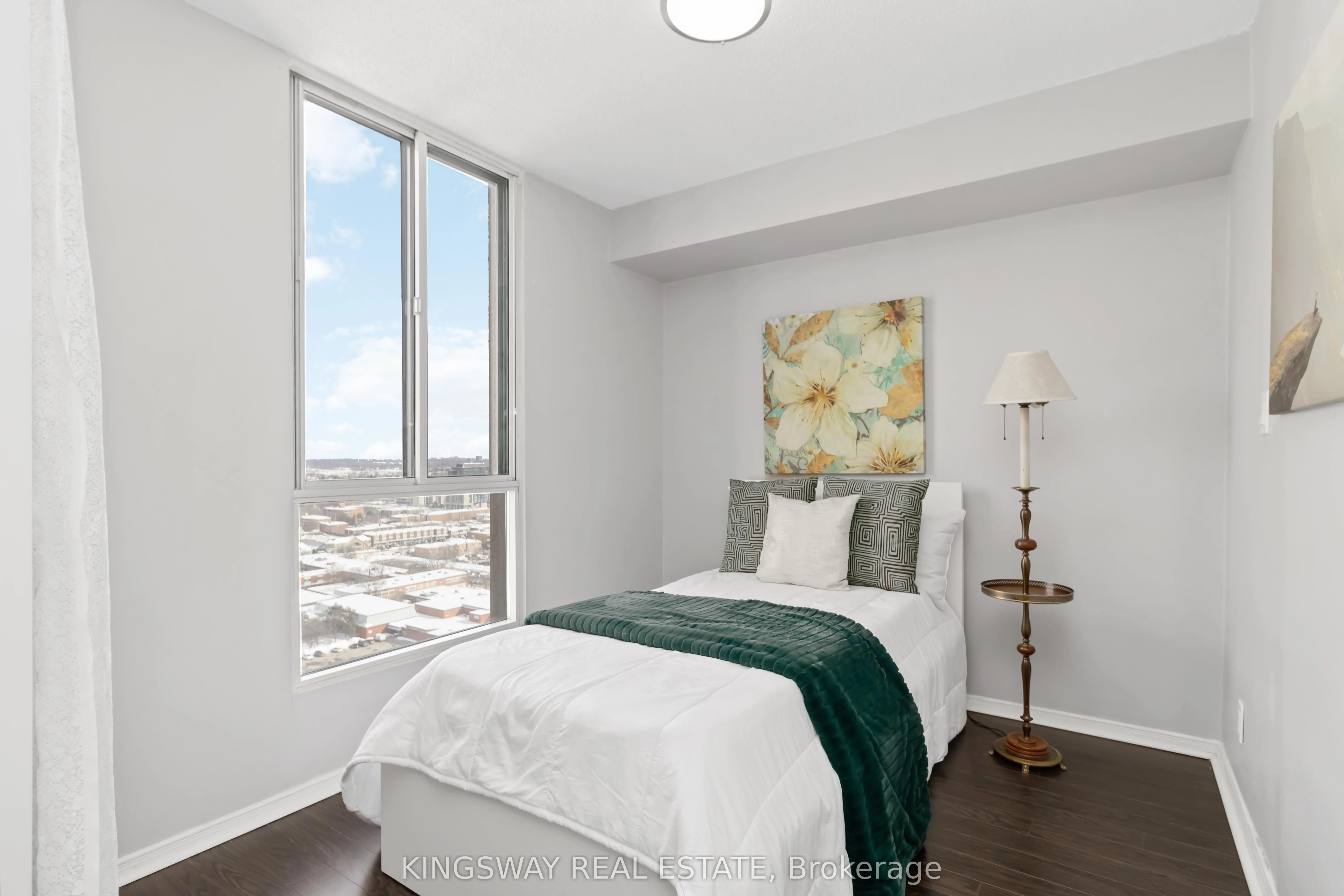 145 Hillcrest Avenue, #2207