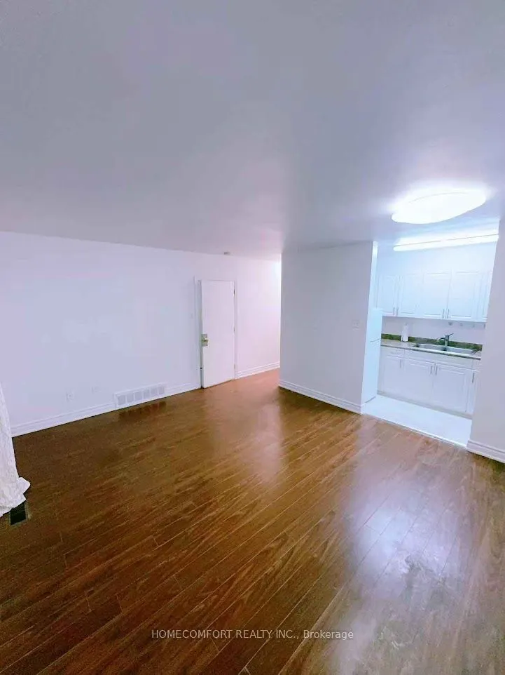 2284 Islington Avenue #unit 2