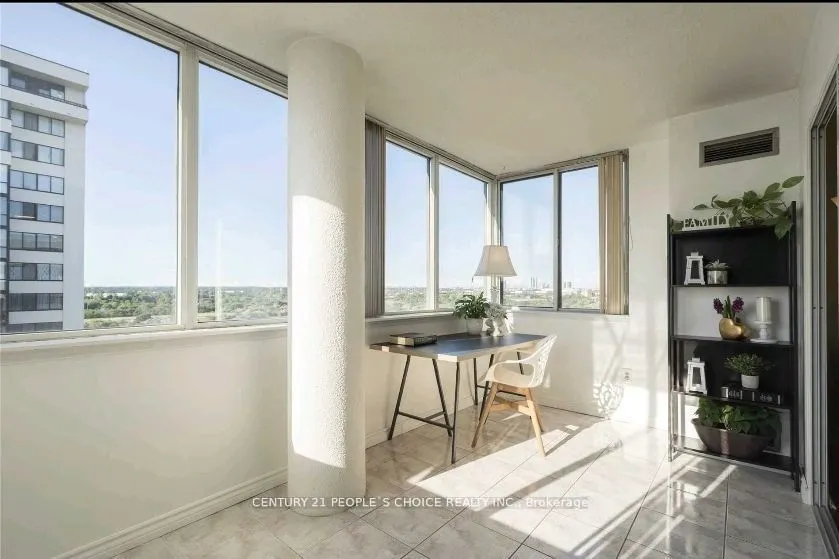 21 Markbrook Lane, #1402